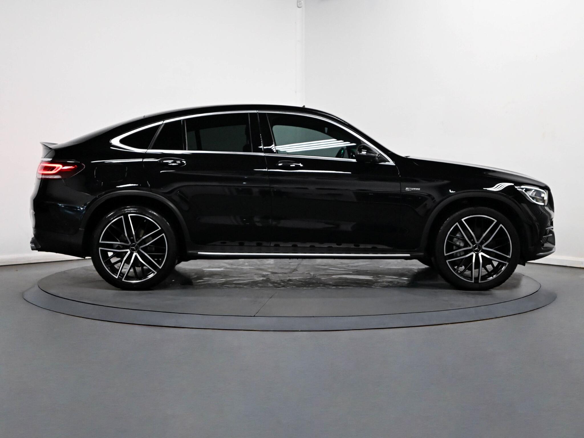 Mercedes-Benz GLC view 32