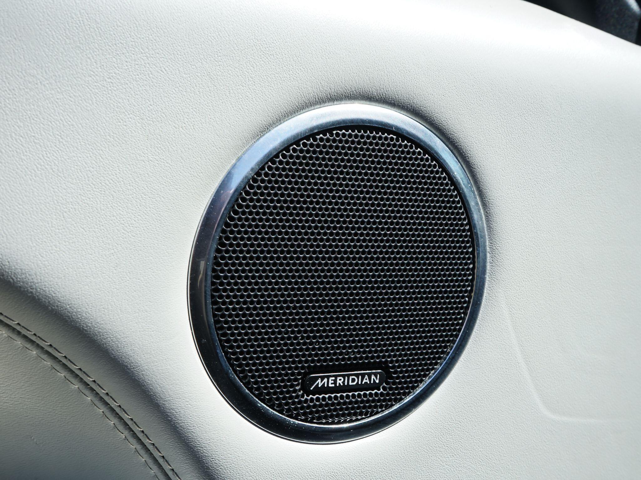 Land Rover Range Rover Sport view 28