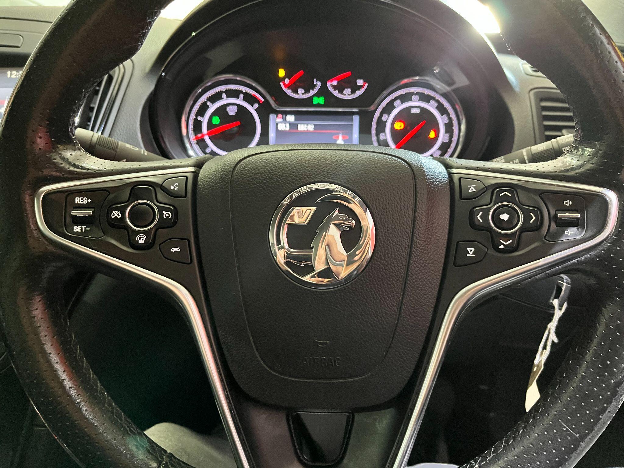 Vauxhall Insignia view 24