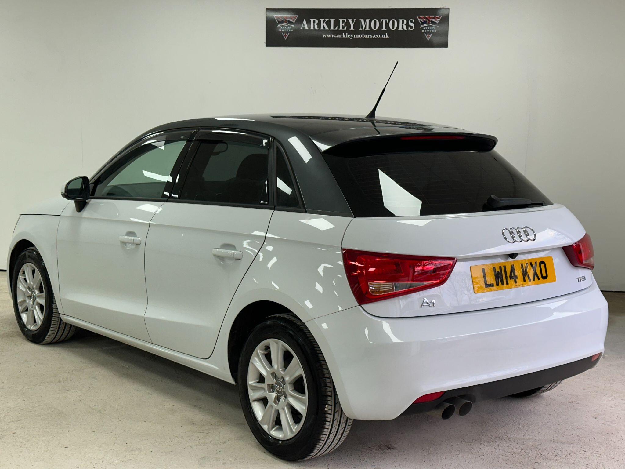 2014 Audi A1 image 11