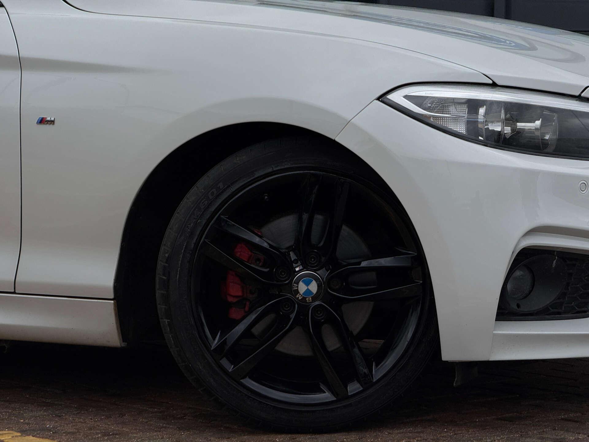 BMW 2 Series view 14