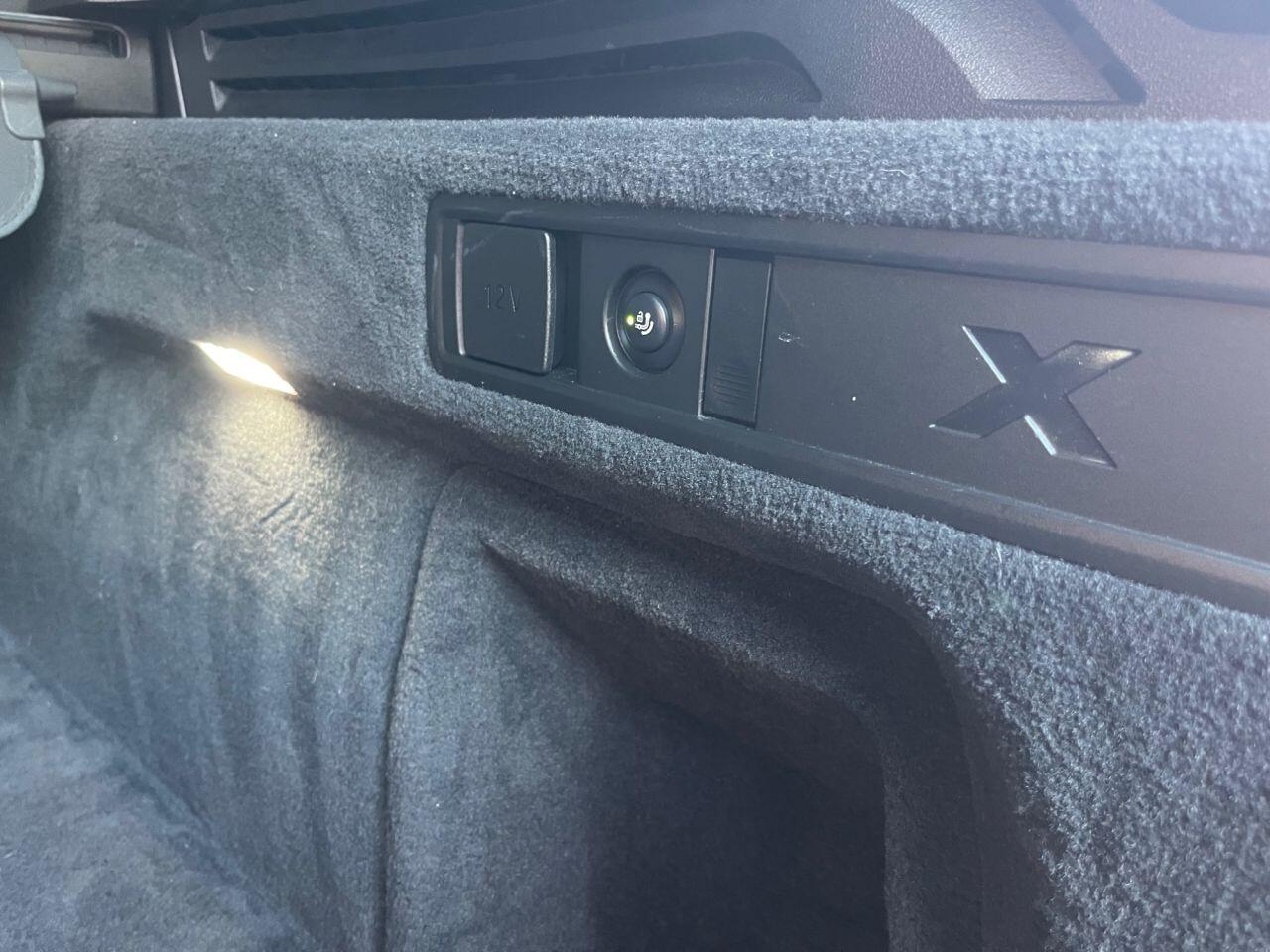 BMW X5 view 28