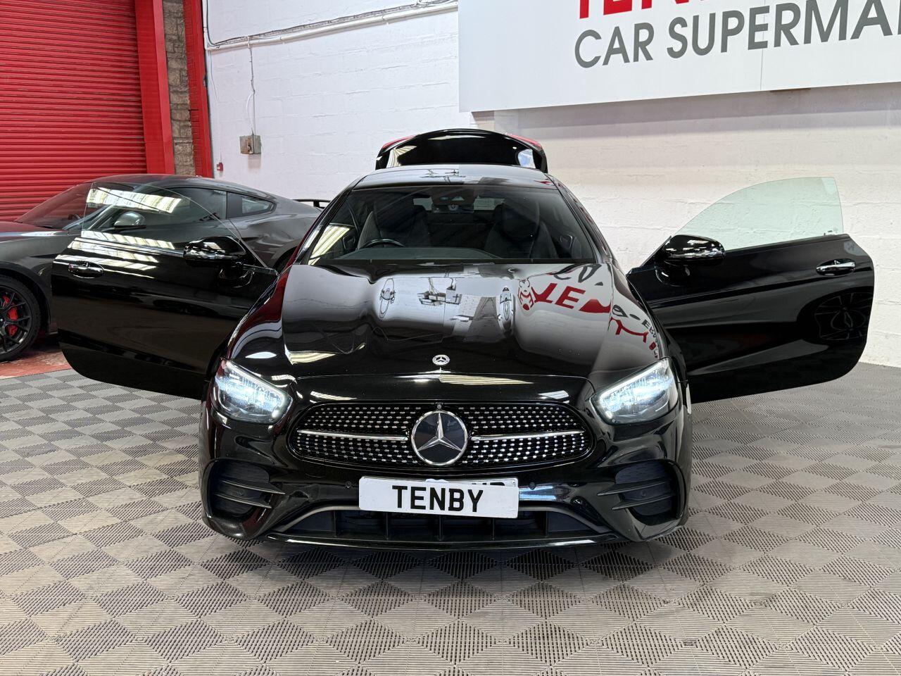 Mercedes-Benz E Class view 11
