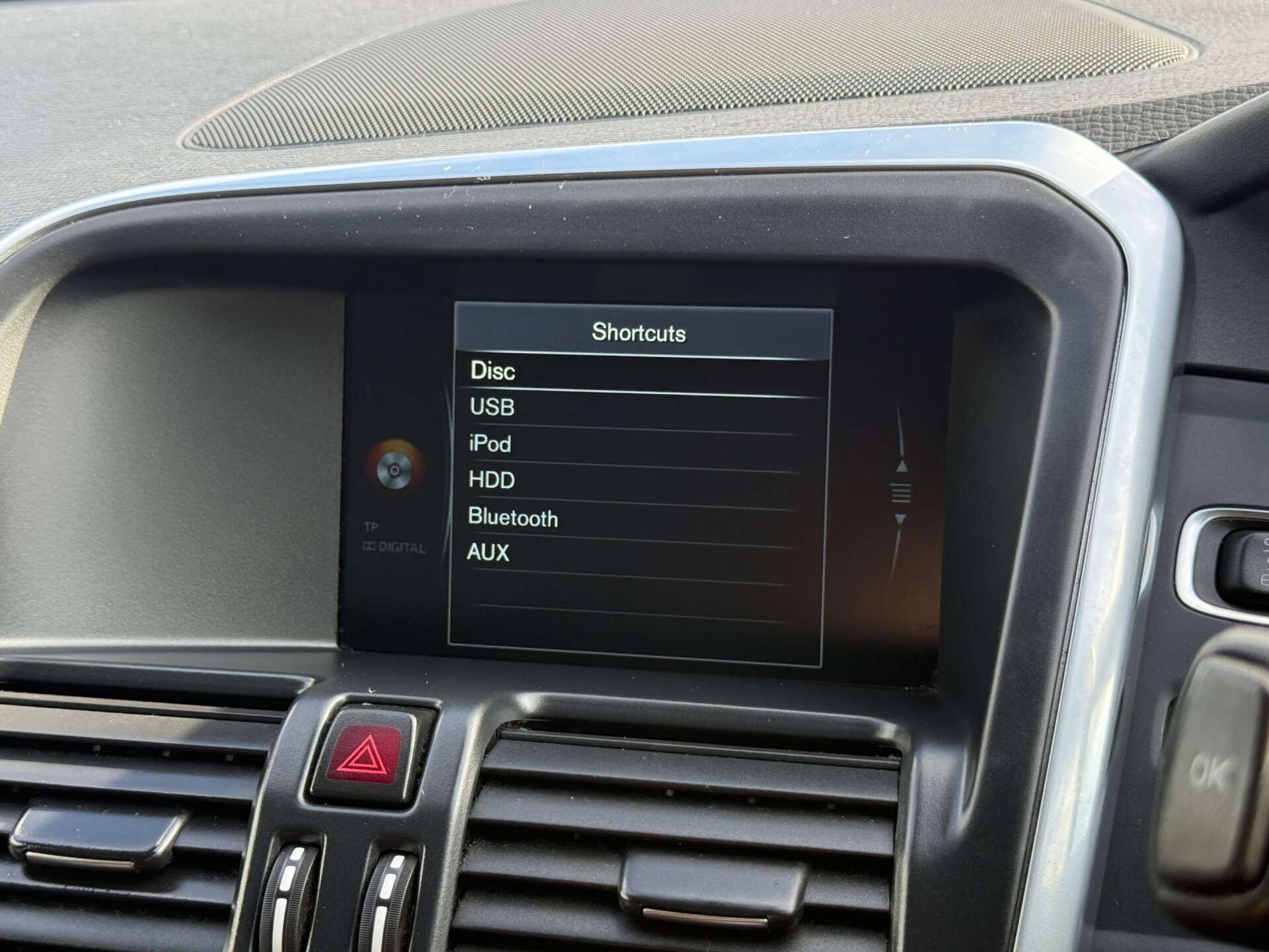 Volvo XC60 view 60