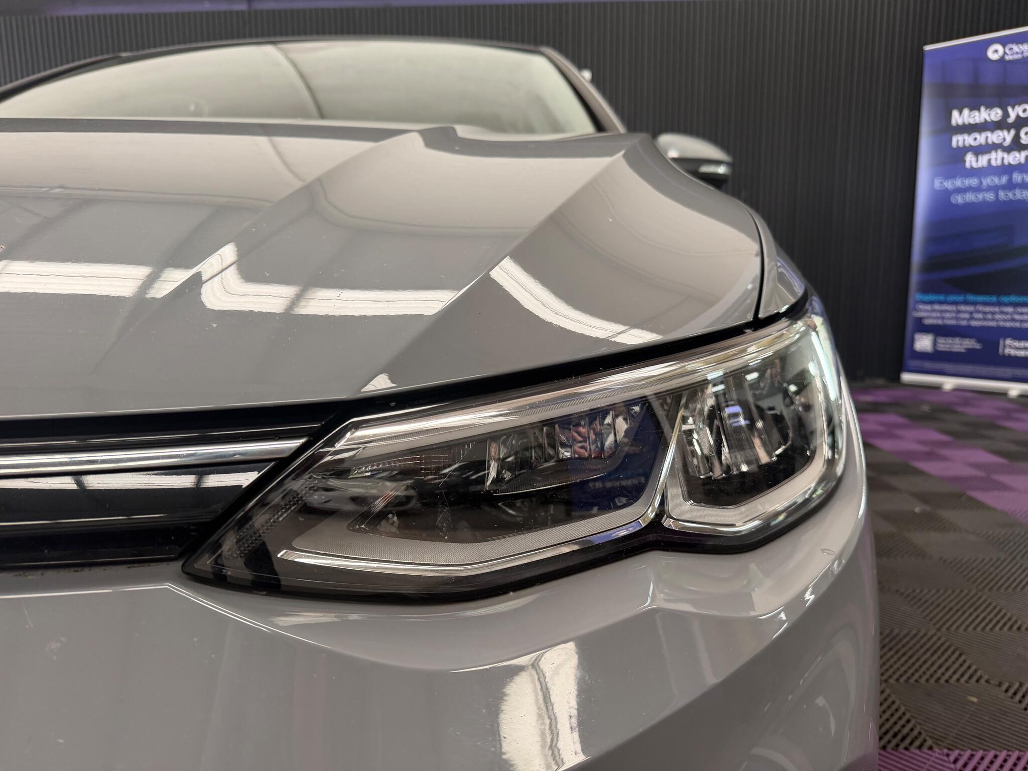Volkswagen Golf view 39