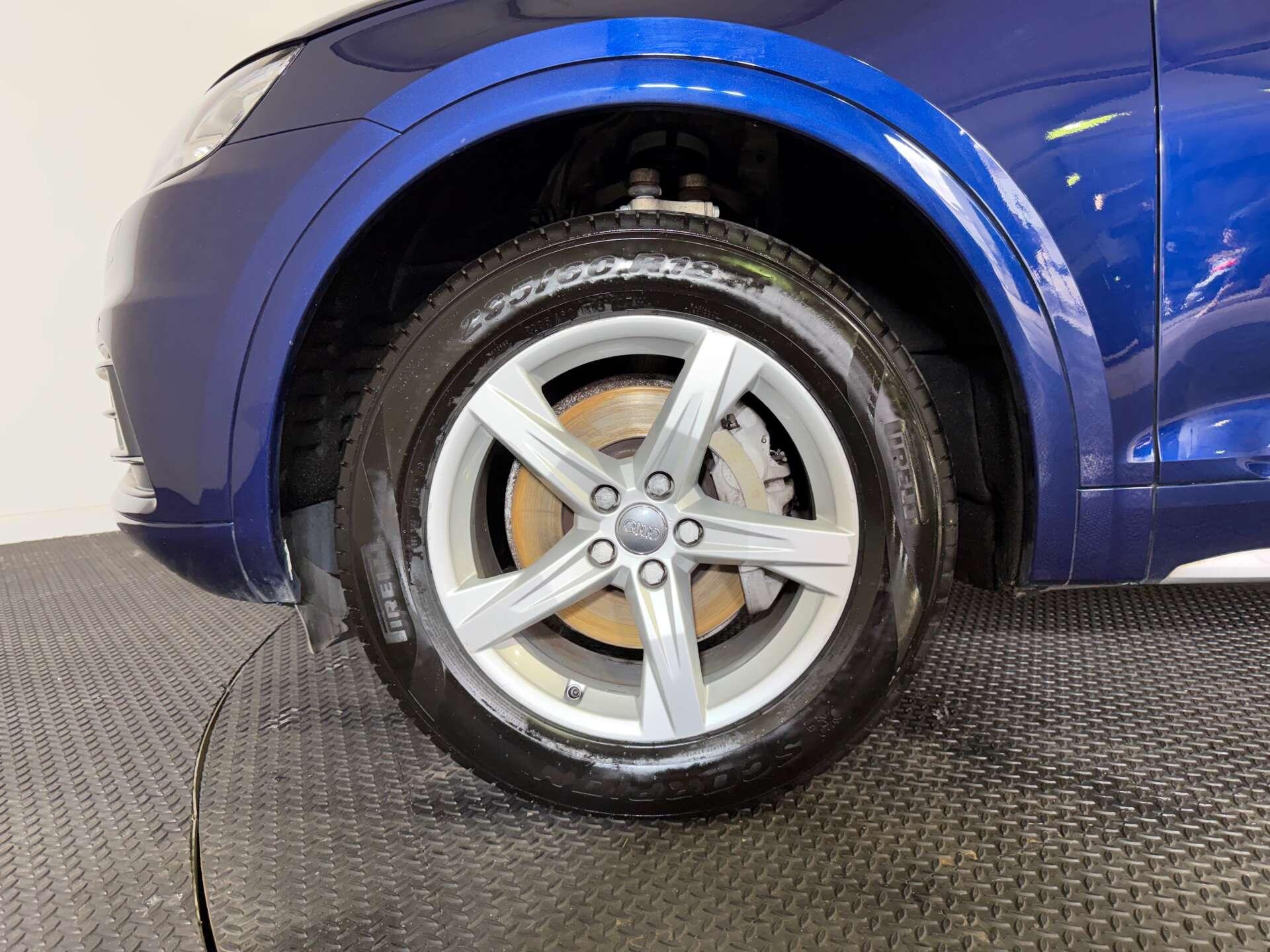 Audi Q5 view 55