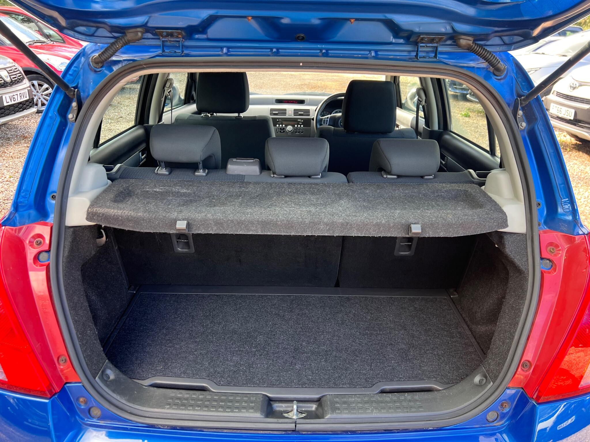 Suzuki Swift view 18