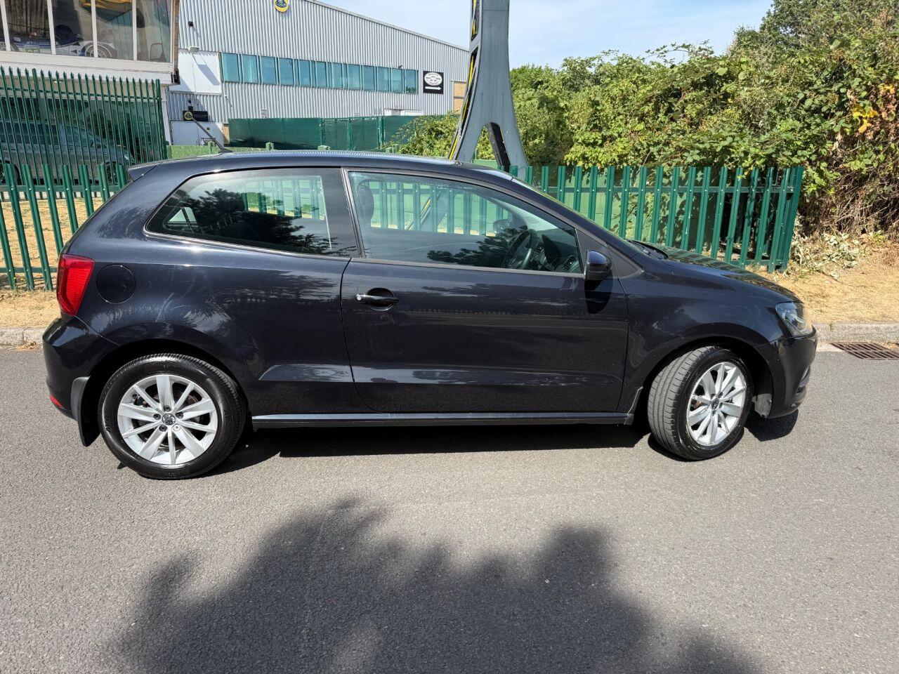 Volkswagen Polo view 18