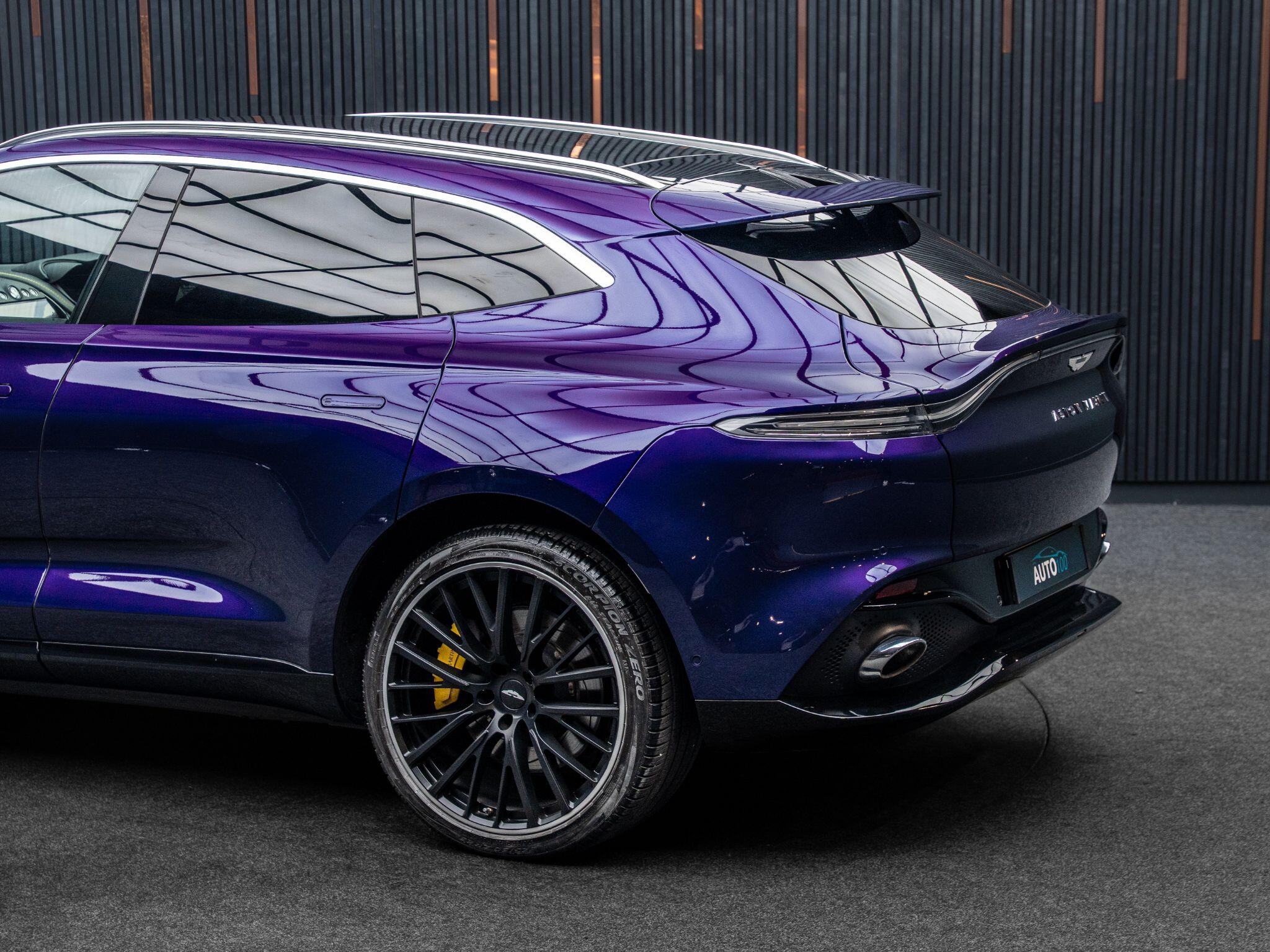 Aston Martin DBX view 19