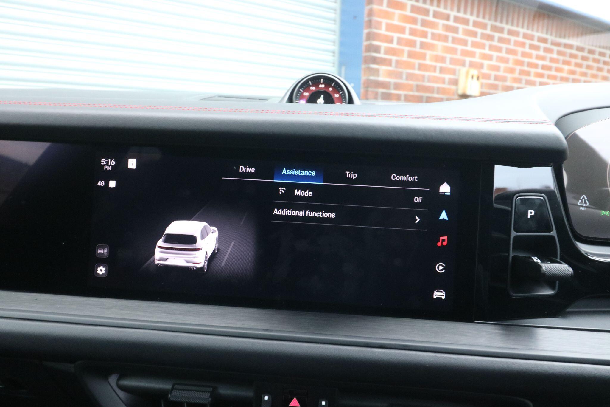 Porsche Cayenne view 28
