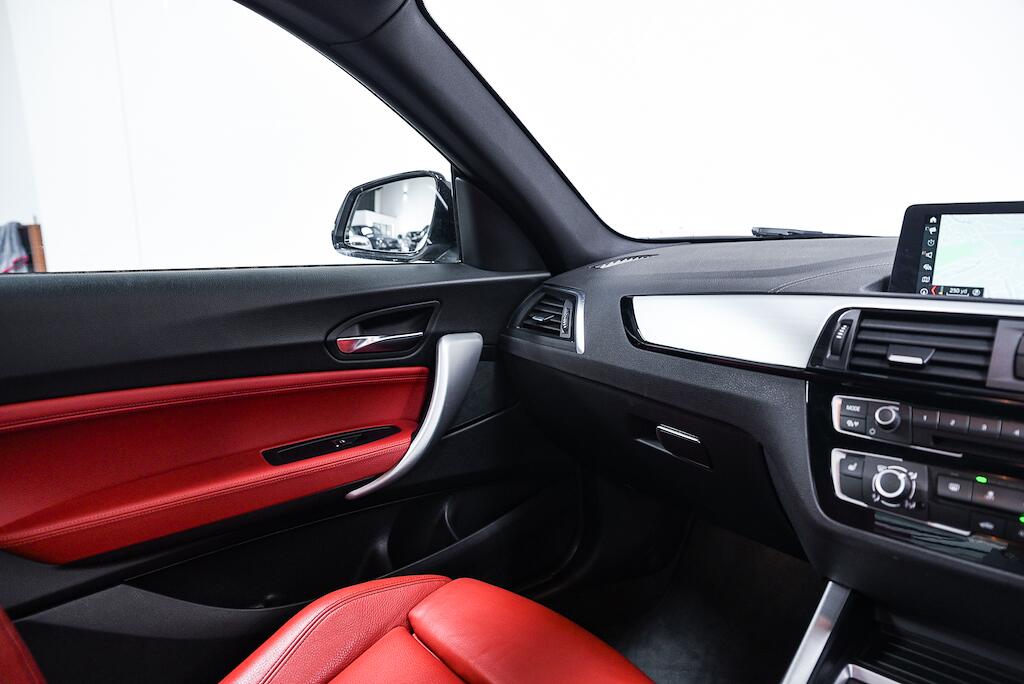 BMW 2 Series view 16