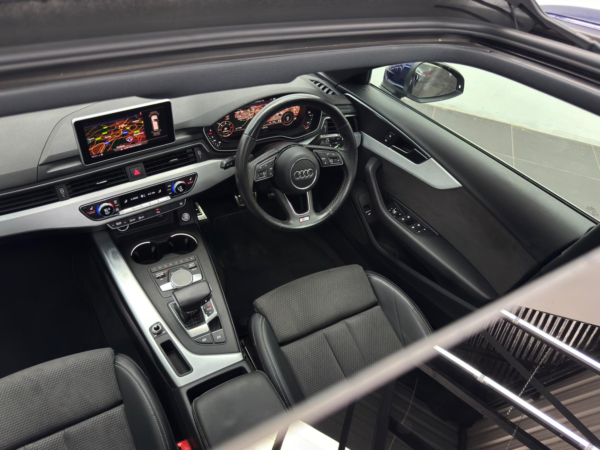 Audi A4 view 5