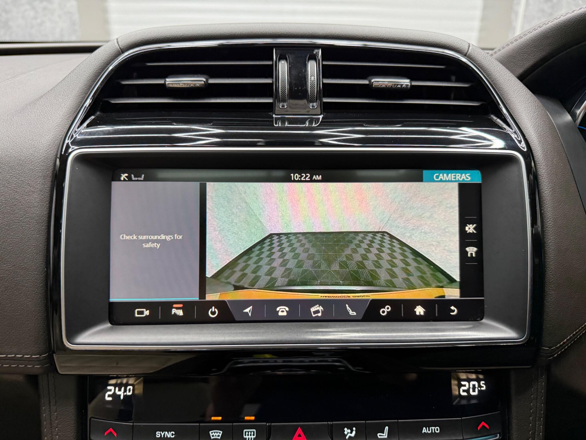 Jaguar F-Pace view 17