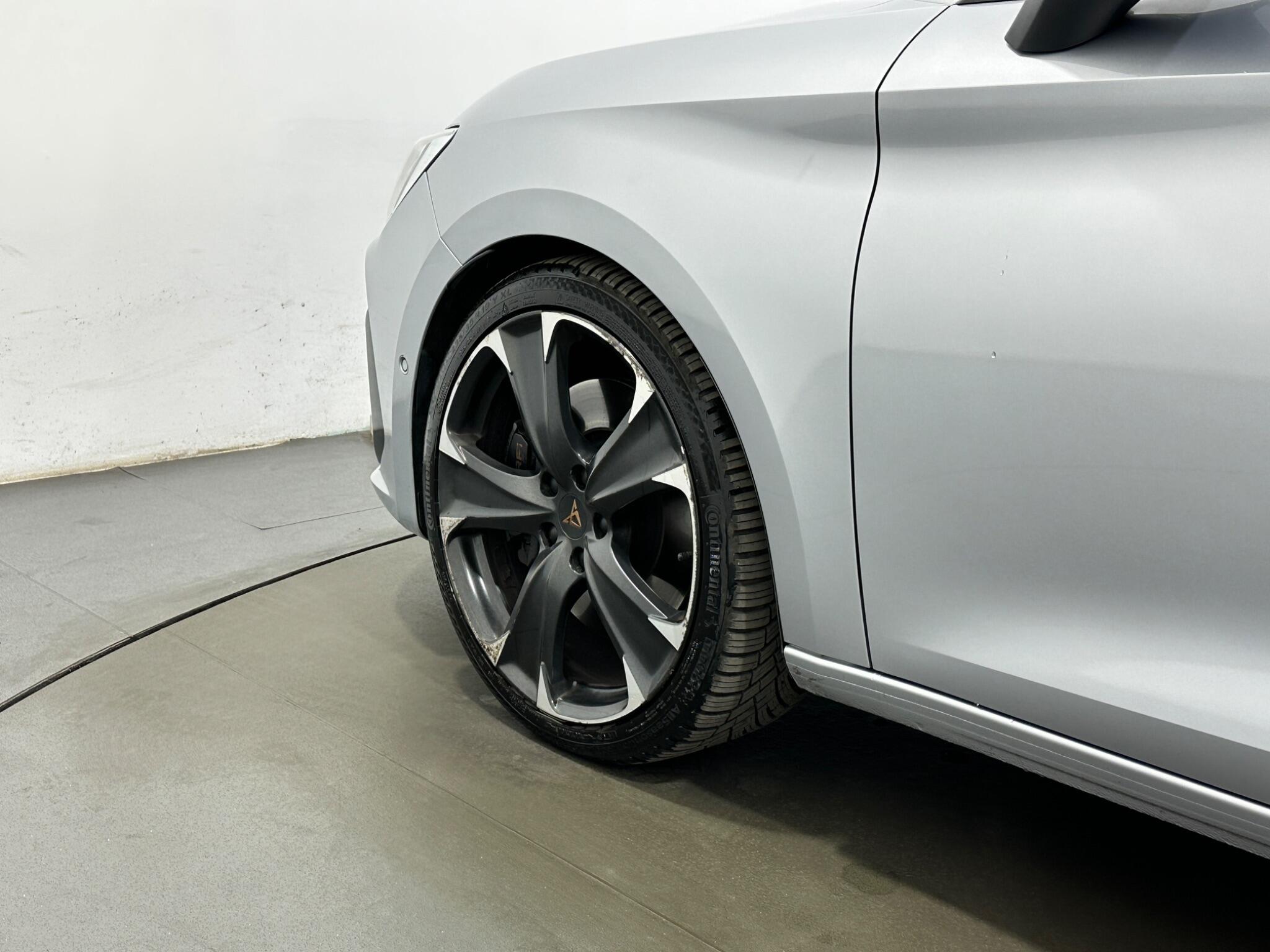 Cupra Leon view 50
