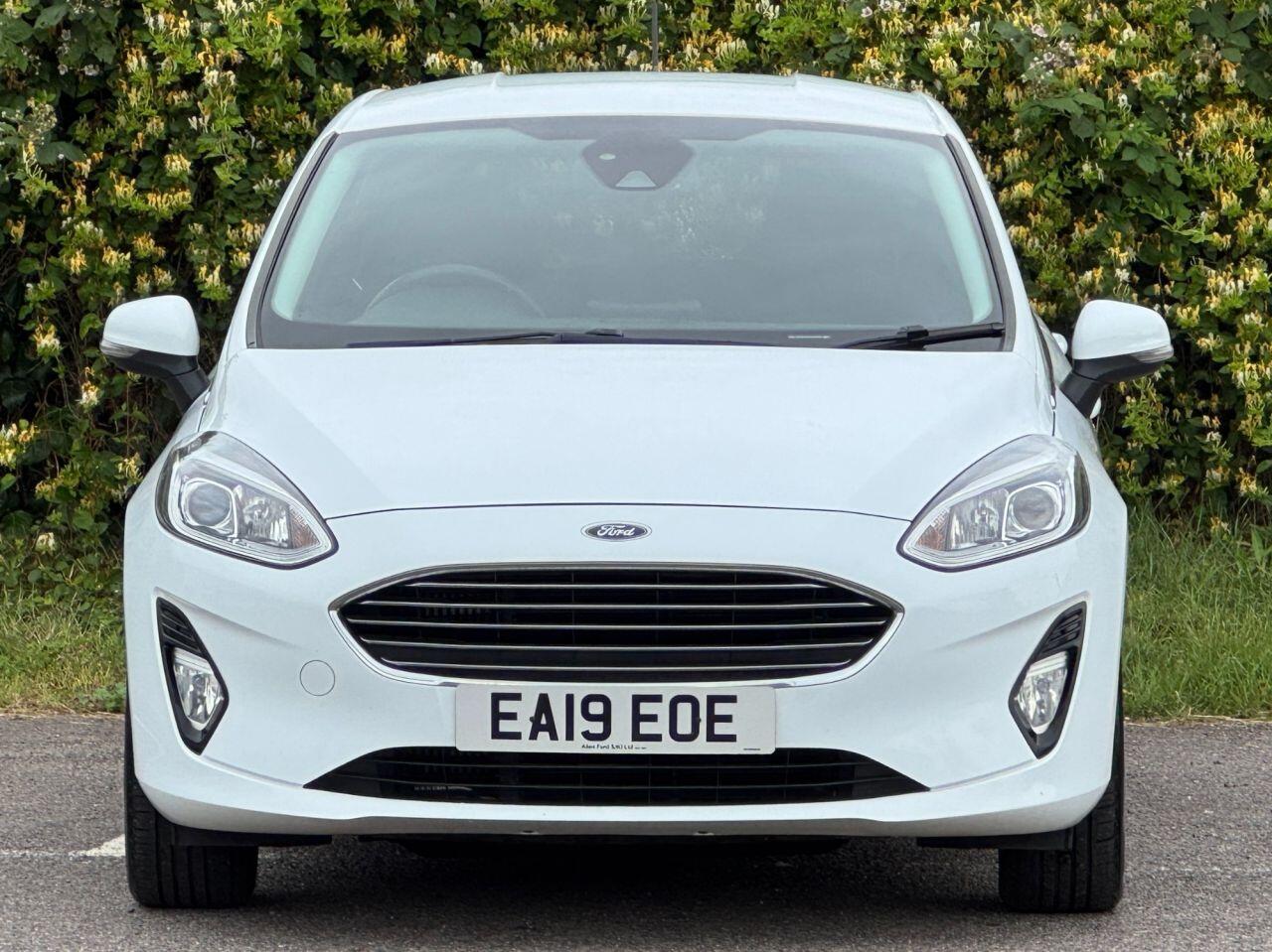 Ford Fiesta view 5