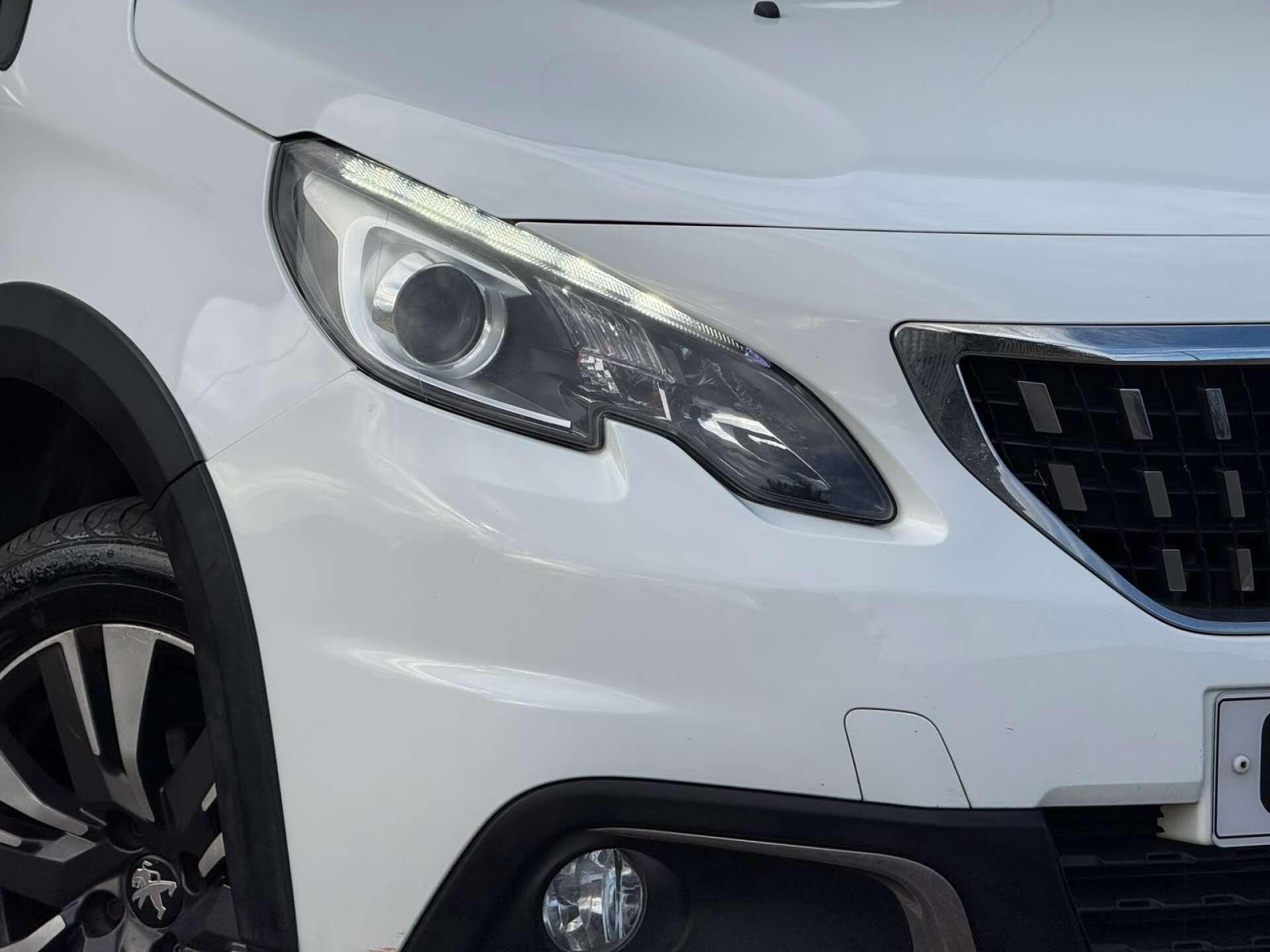 Peugeot 2008 view 15