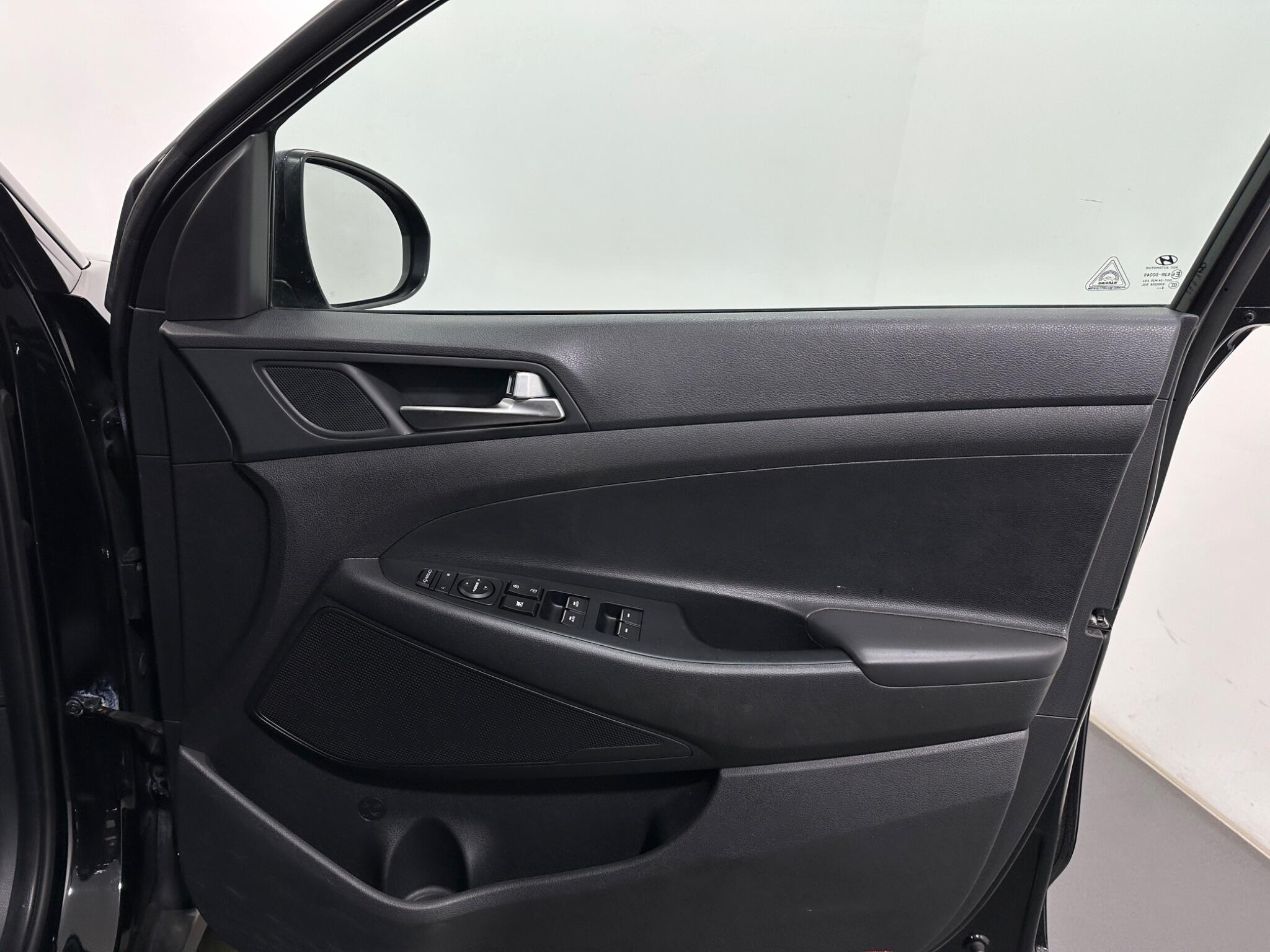 Hyundai Tucson view 34