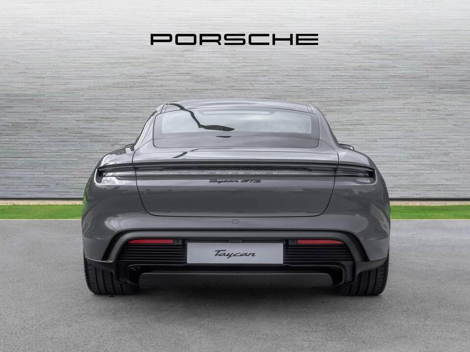 Porsche Taycan view 42
