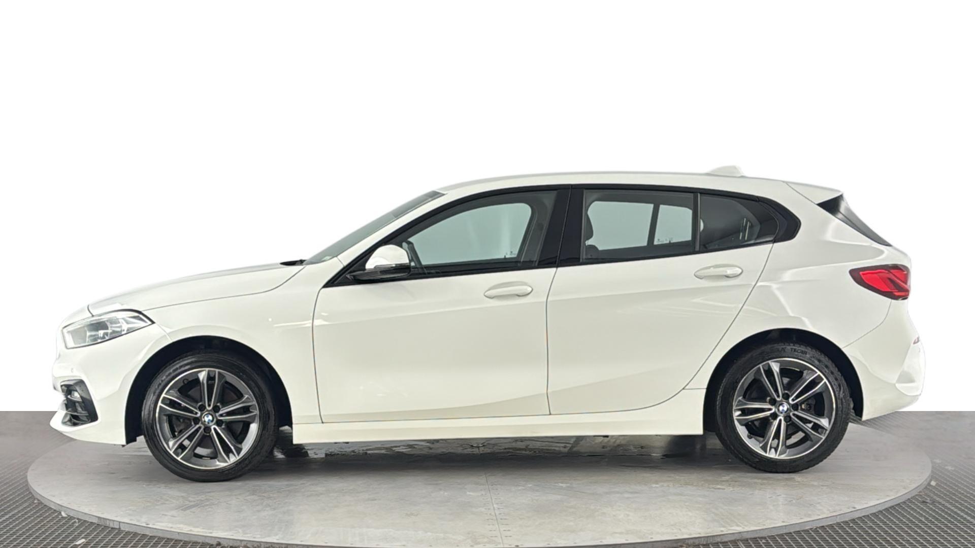 BMW 1 Series view 7