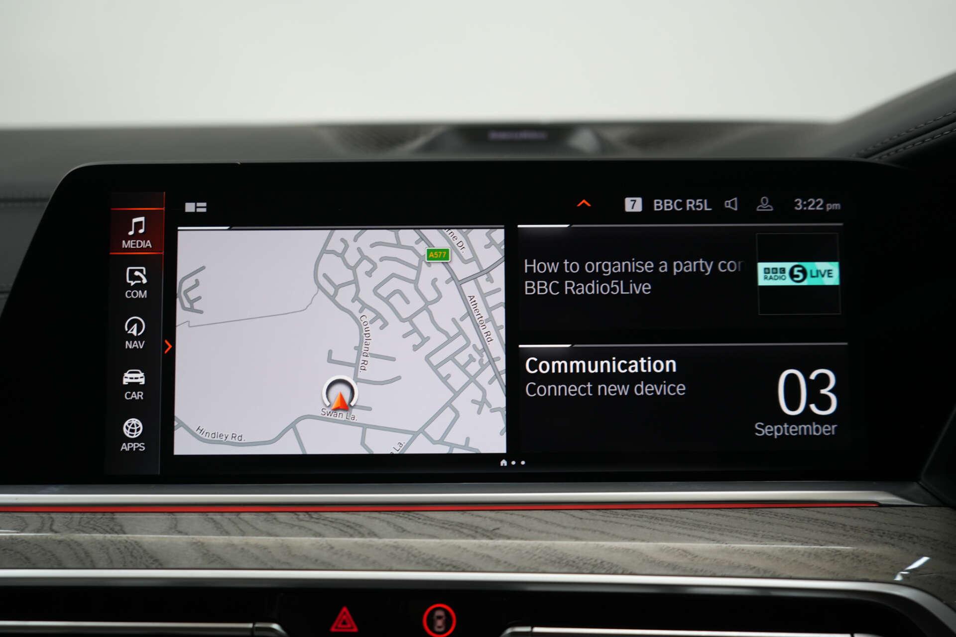 BMW X7 view 40