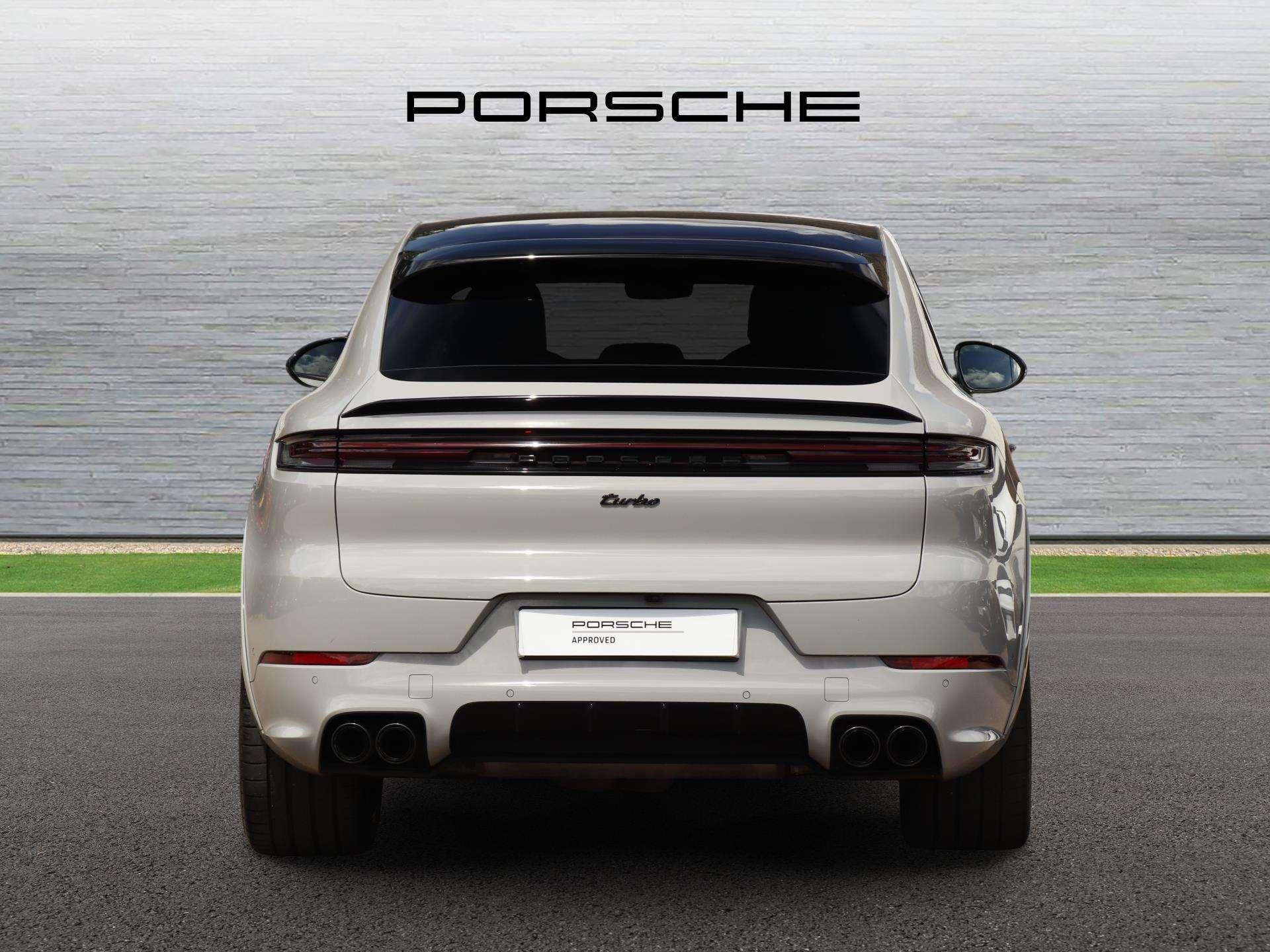 Porsche Cayenne view 4