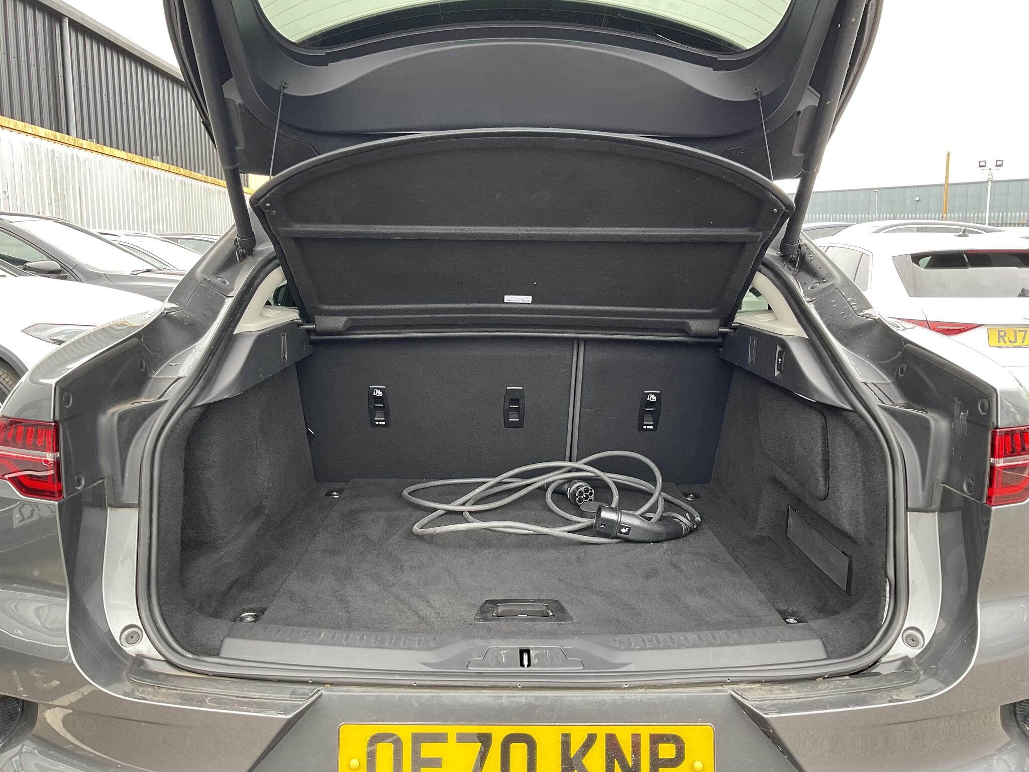 Jaguar I-Pace view 19