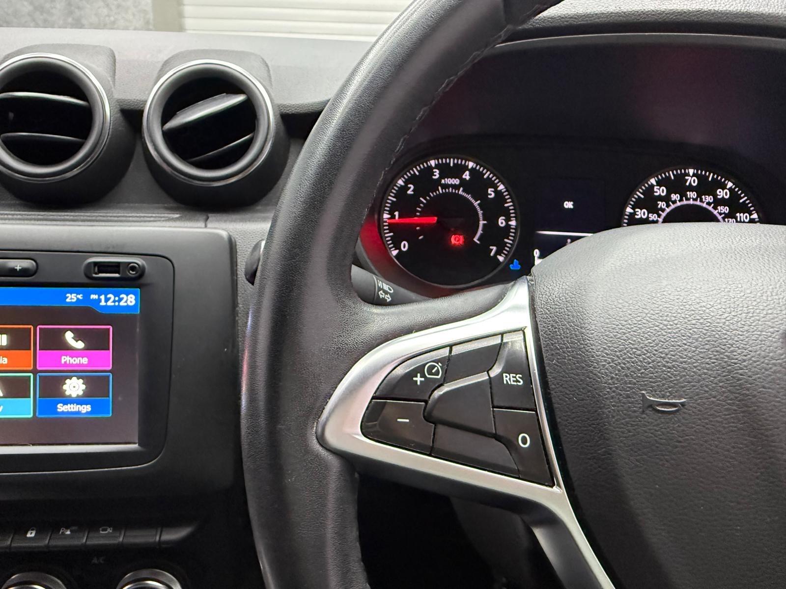 Dacia Duster view 12