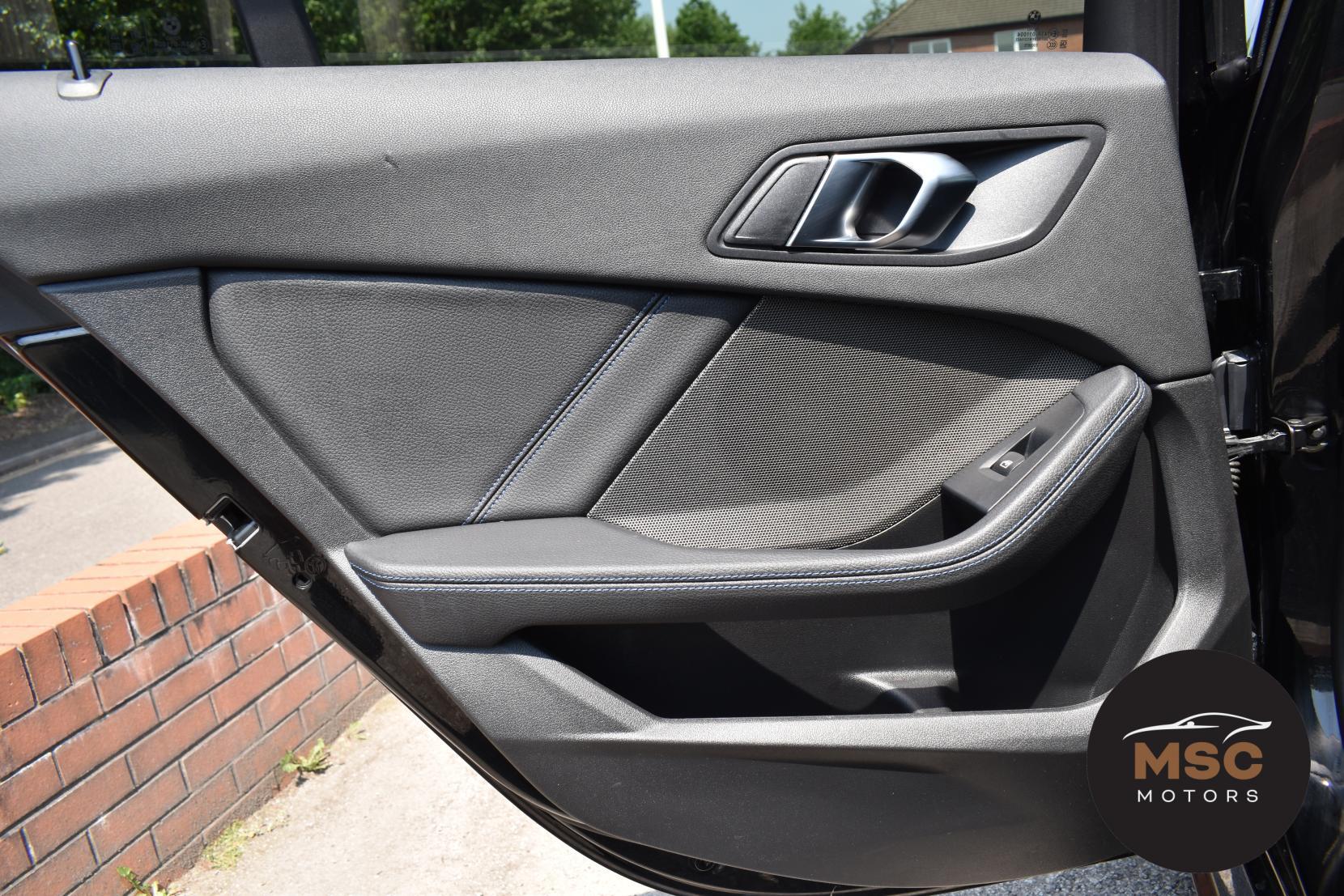 BMW 1 Series view 72