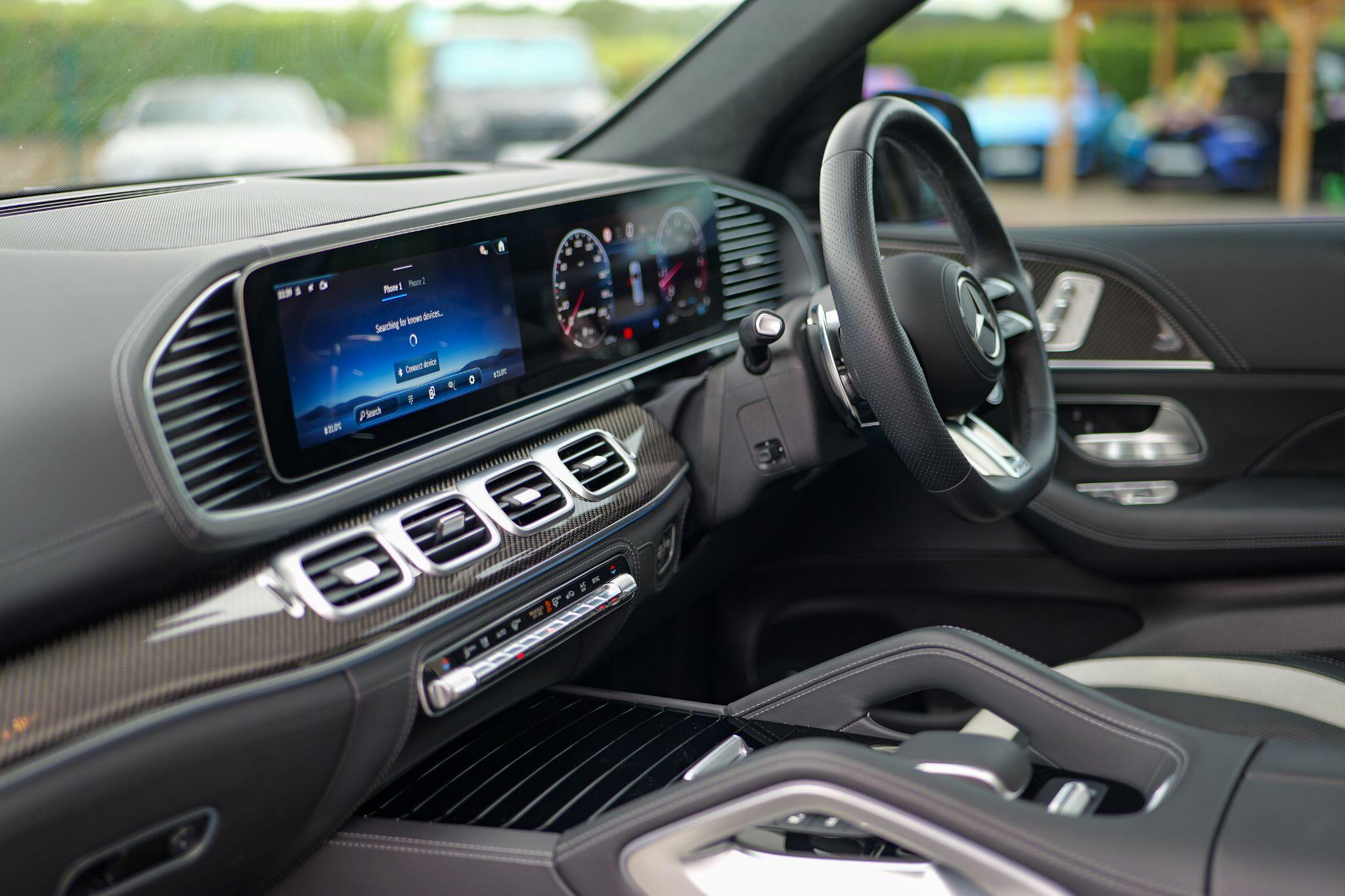 Mercedes-Benz Mercedes-Benz GLE view 20