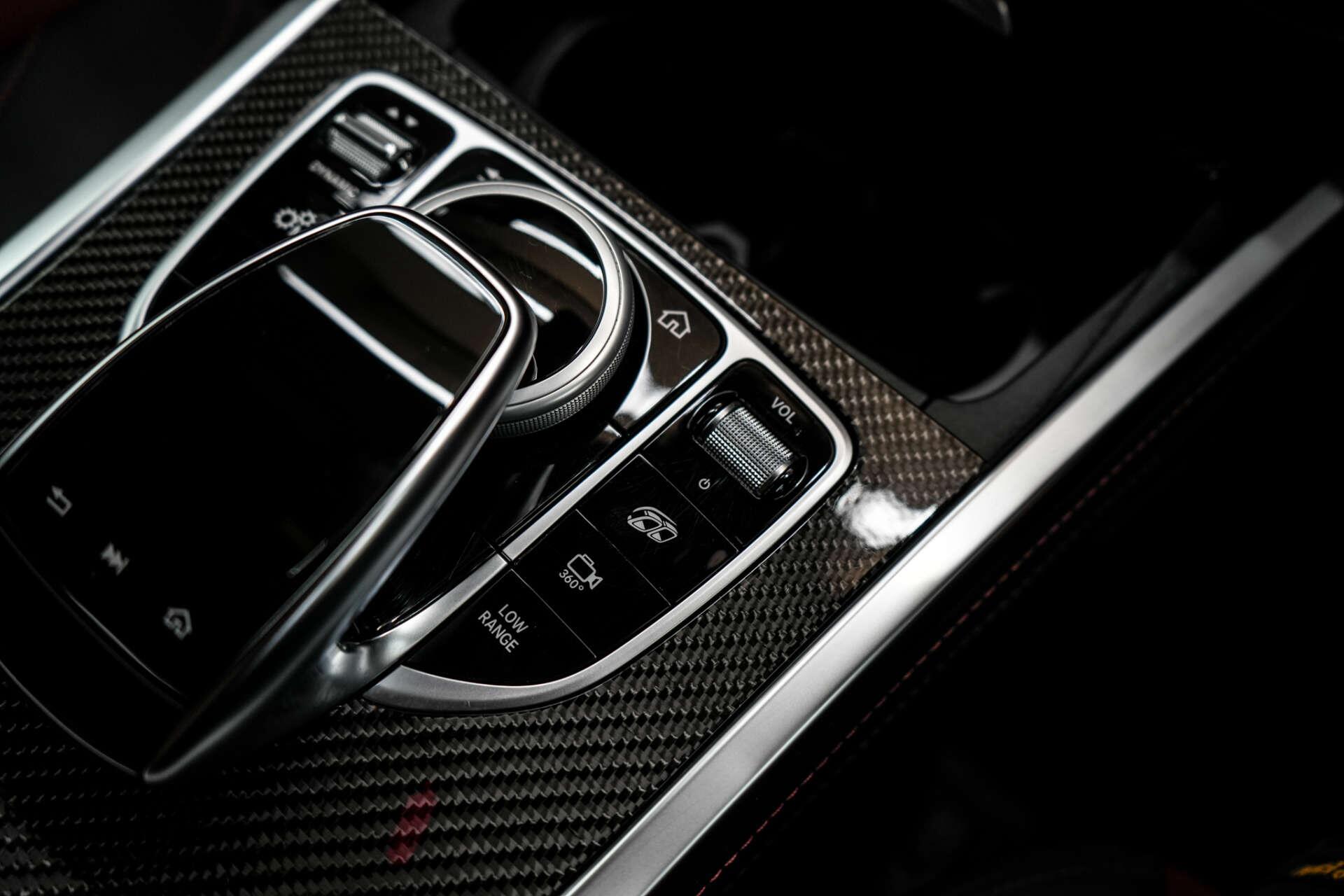 Mercedes-Benz G-Class view 33