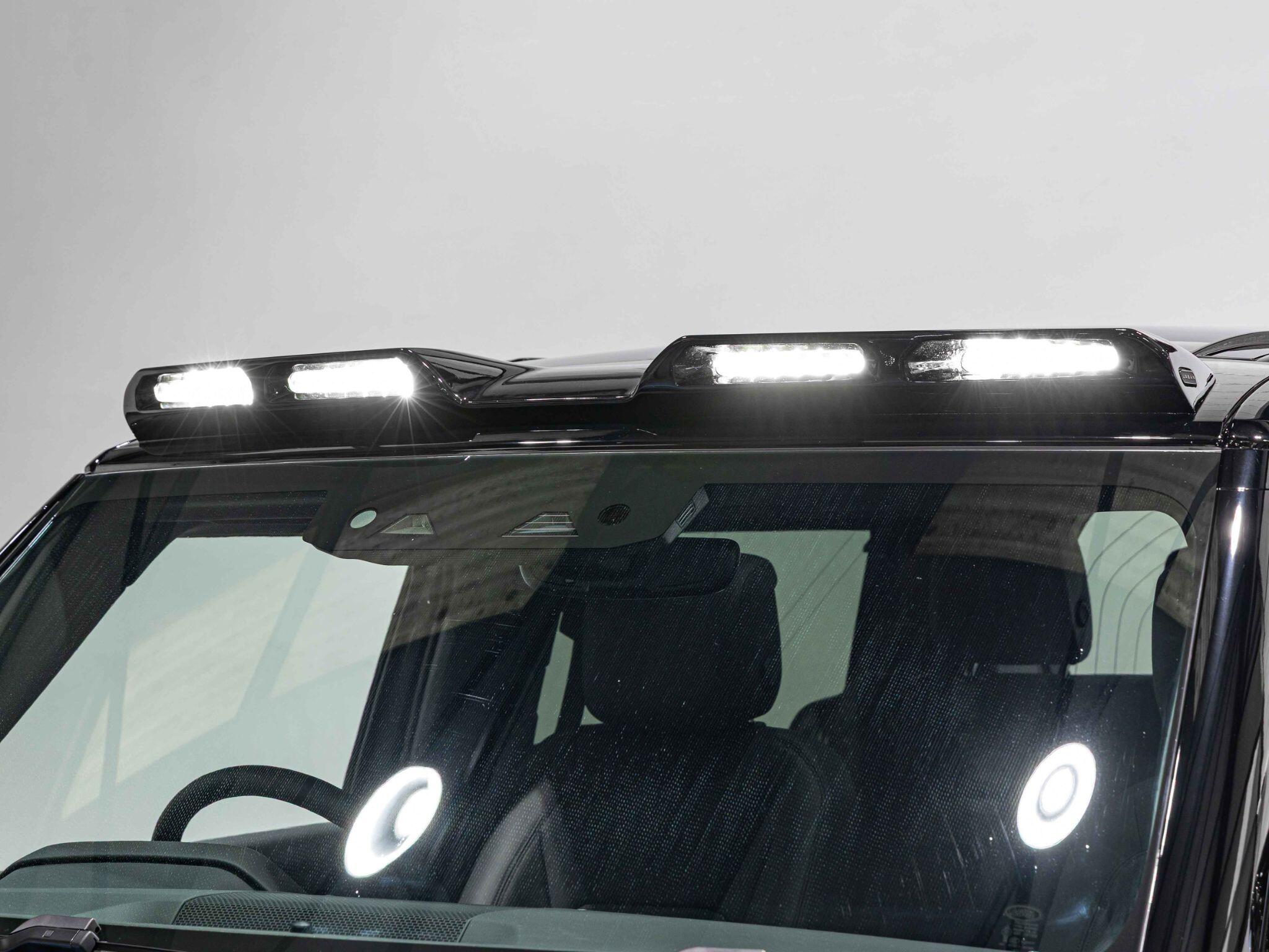 Land Rover Defender view 16