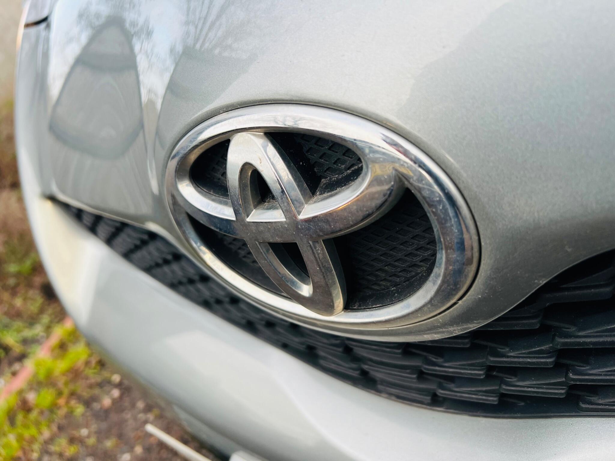 2010 Toyota Yaris 1.33 Dual VVT-i TR Euro 4 (s/s) 3dr • 91,593 miles image 51