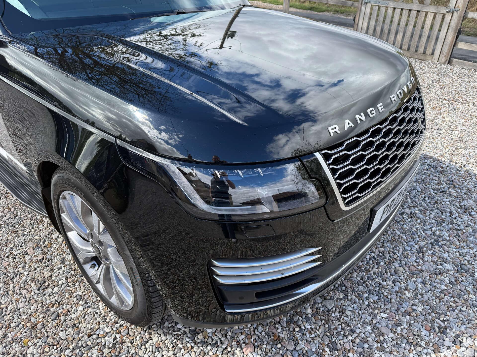 Land Rover Range Rover view 14