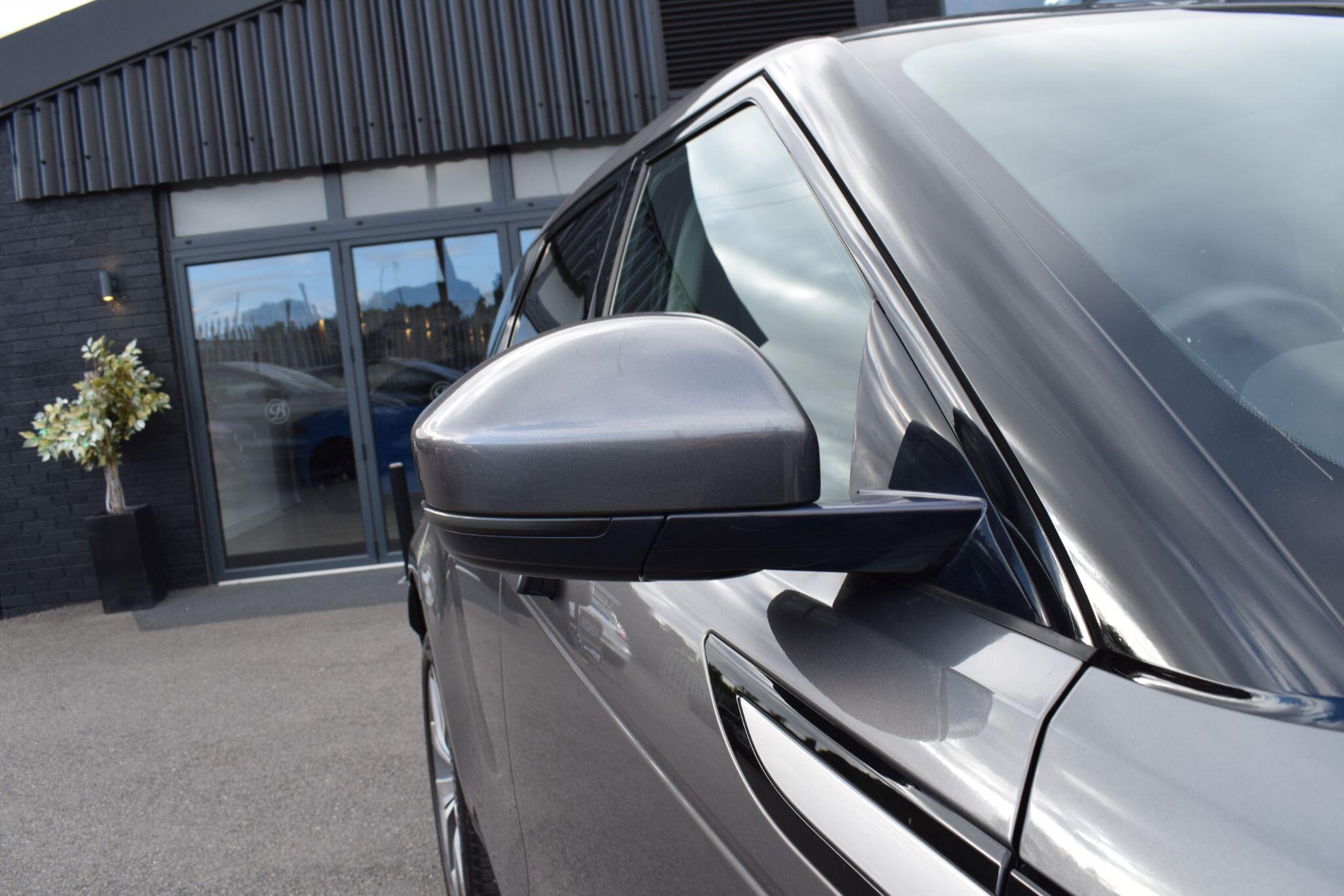 Land Rover Range Rover Evoque view 33