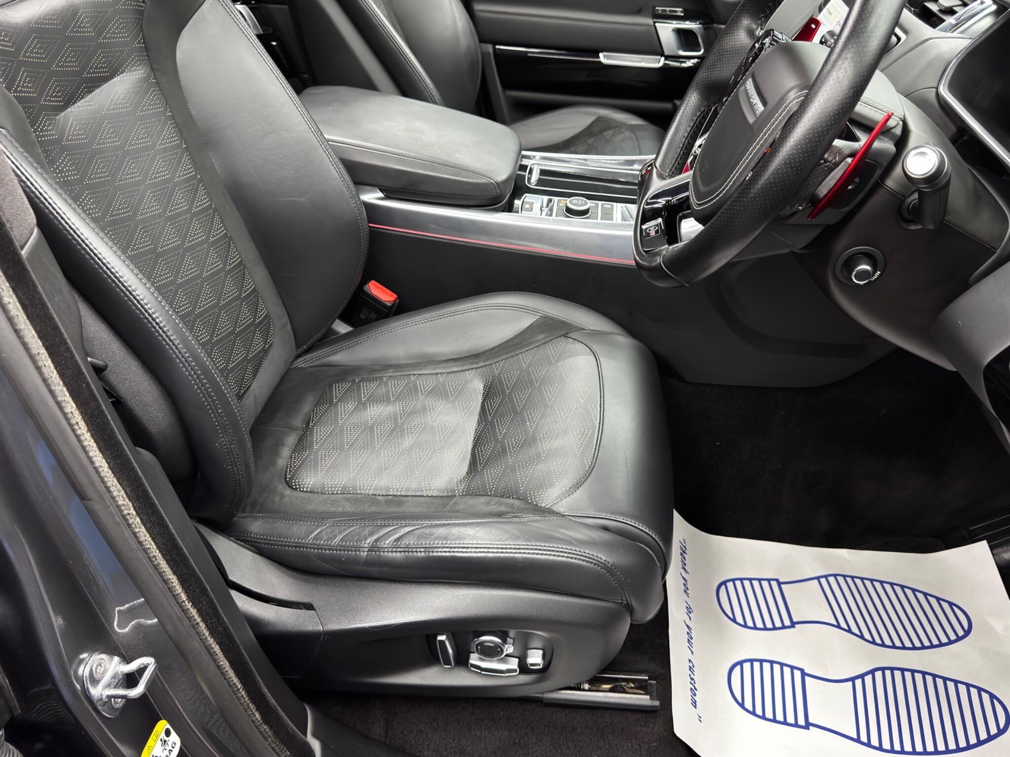Land Rover Range Rover Sport view 13