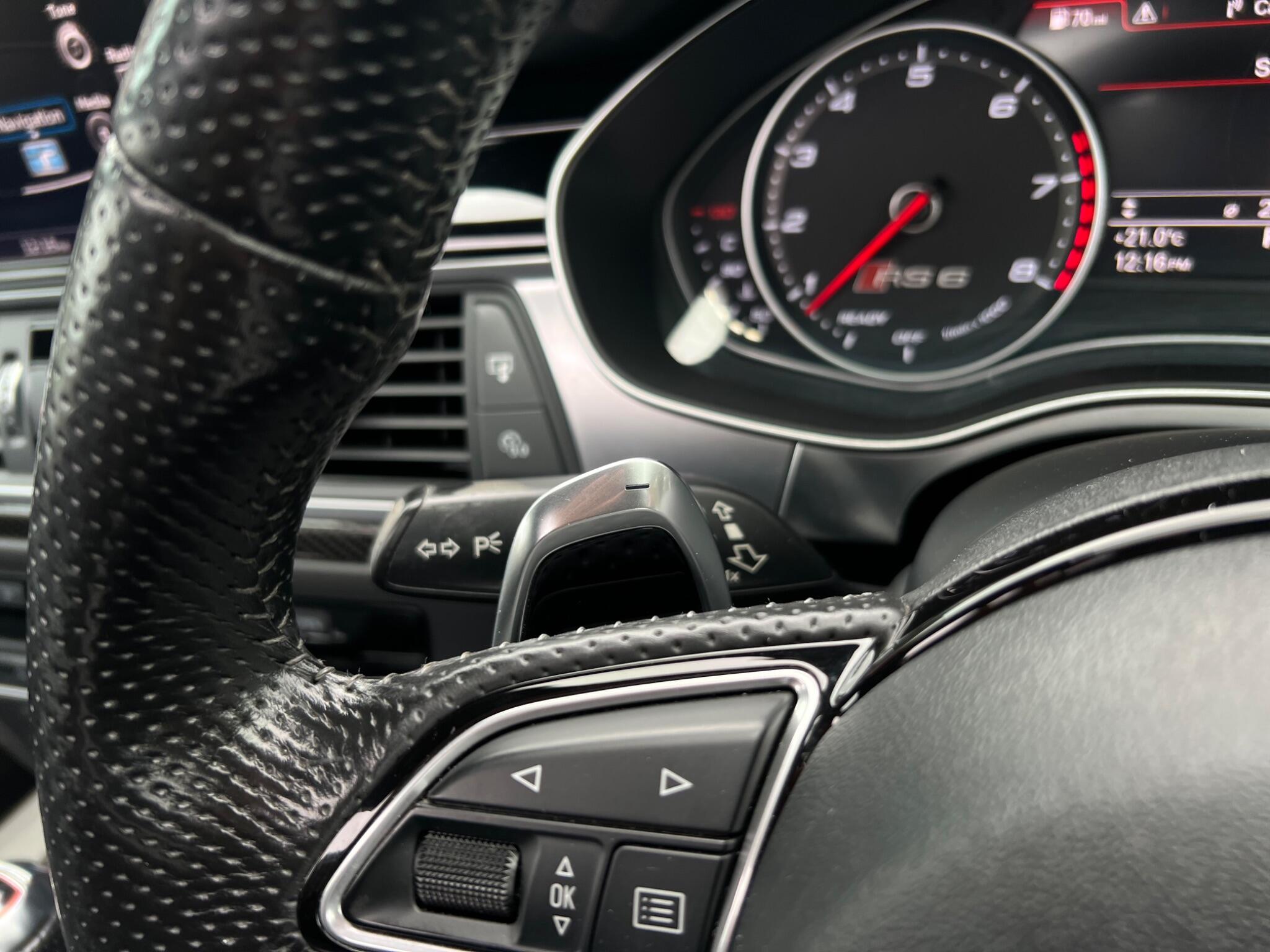 Audi RS6 view 44