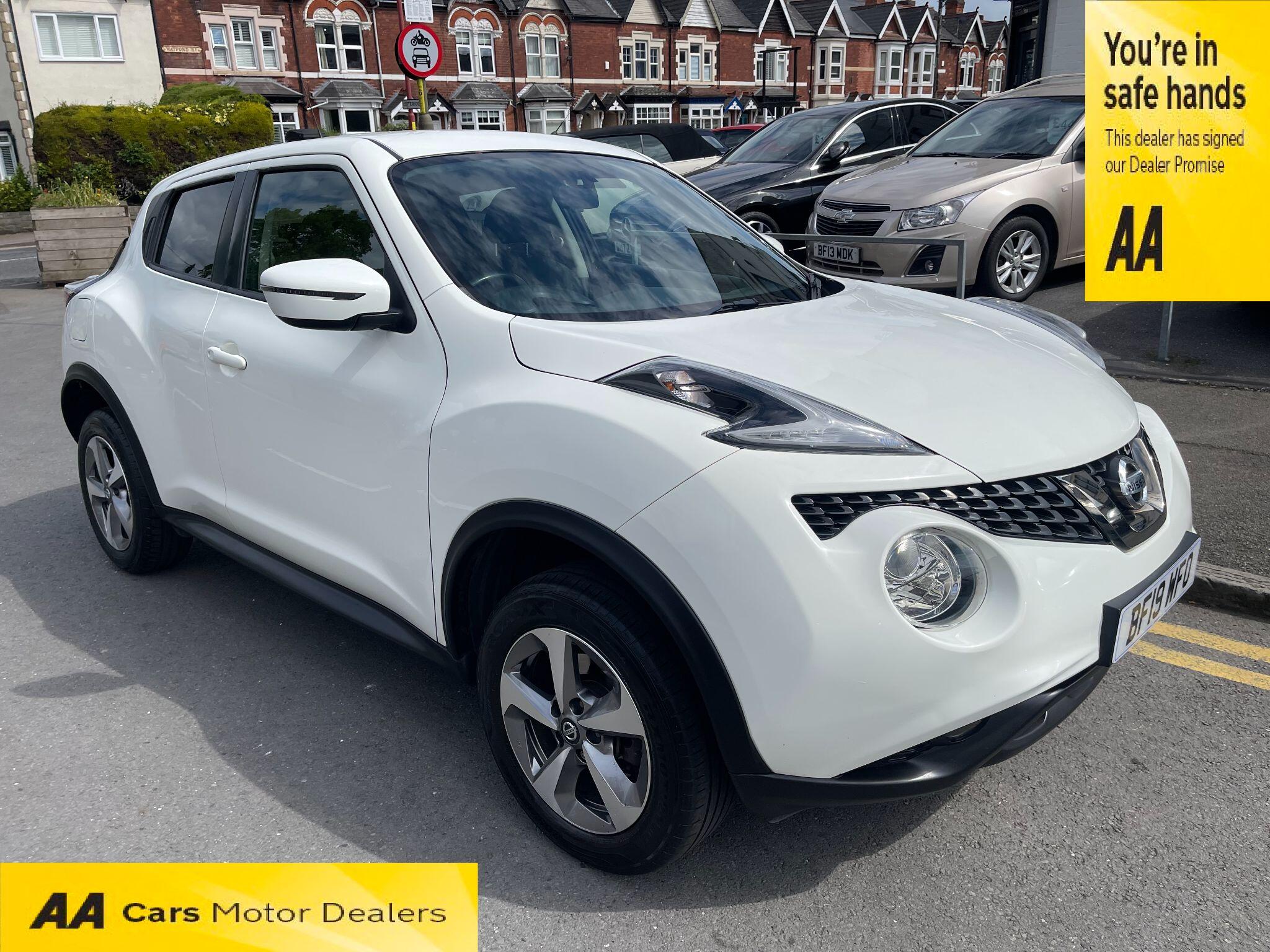 2019 Nissan Juke in White for sale