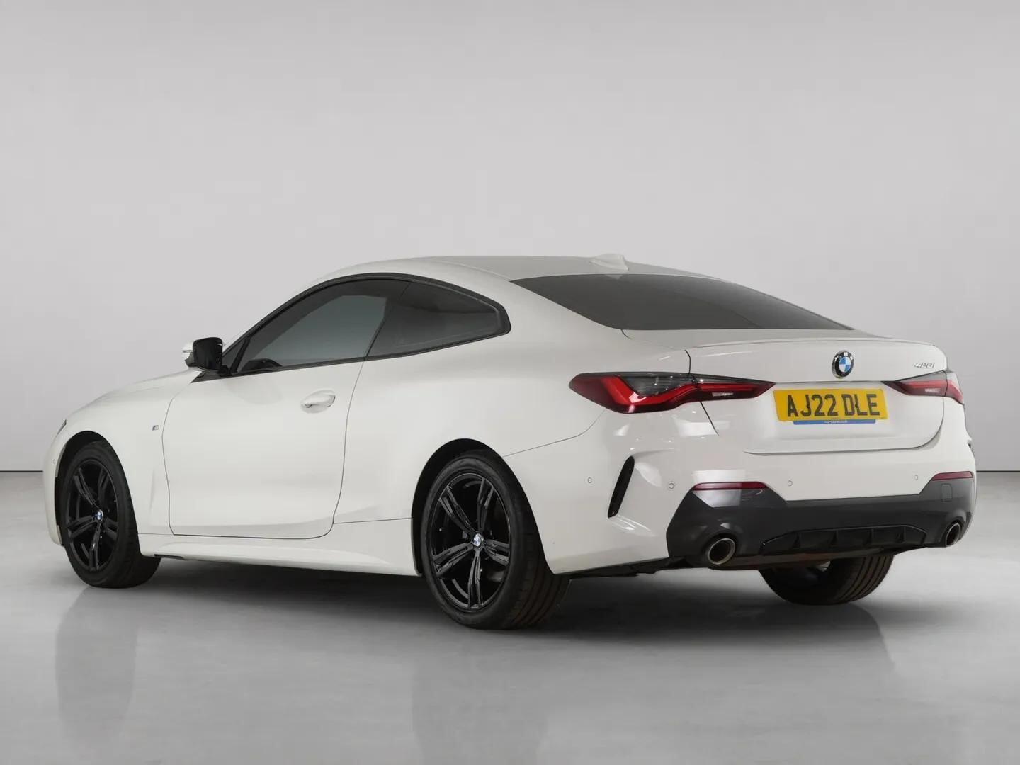 BMW 4 Series view 5