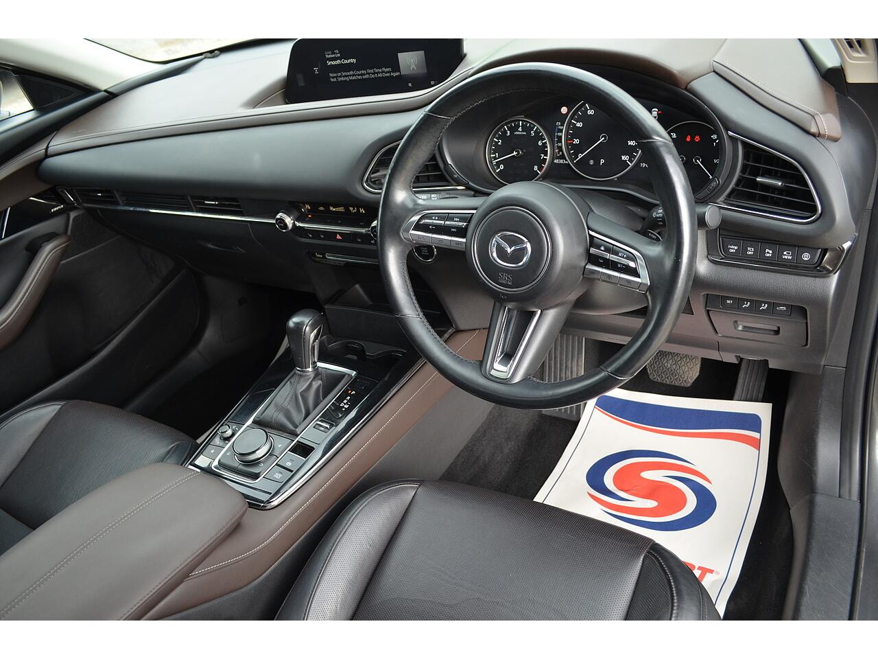 Mazda CX-30 view 2