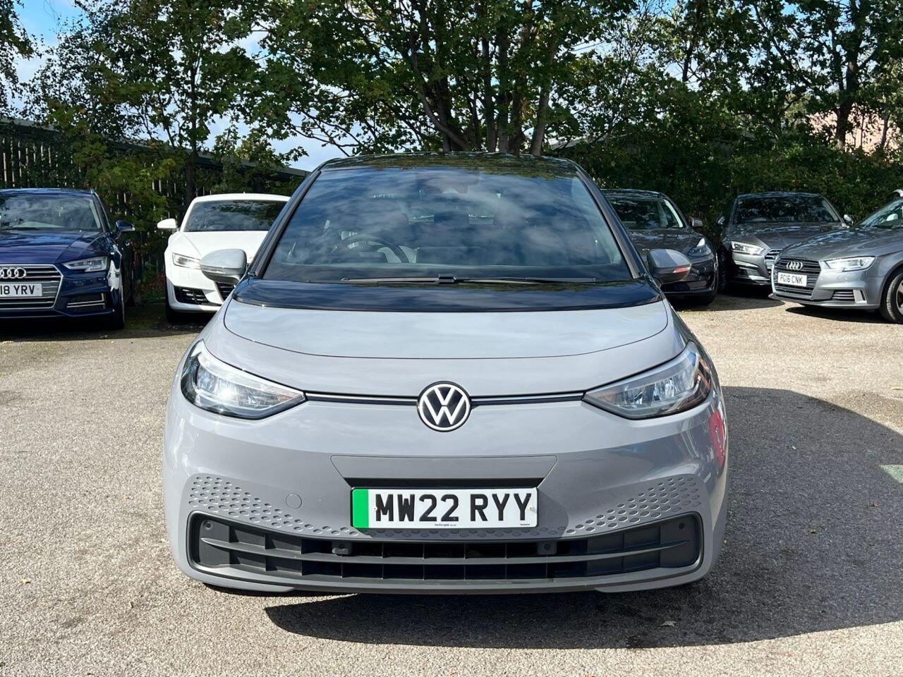 Volkswagen ID.3 view 12