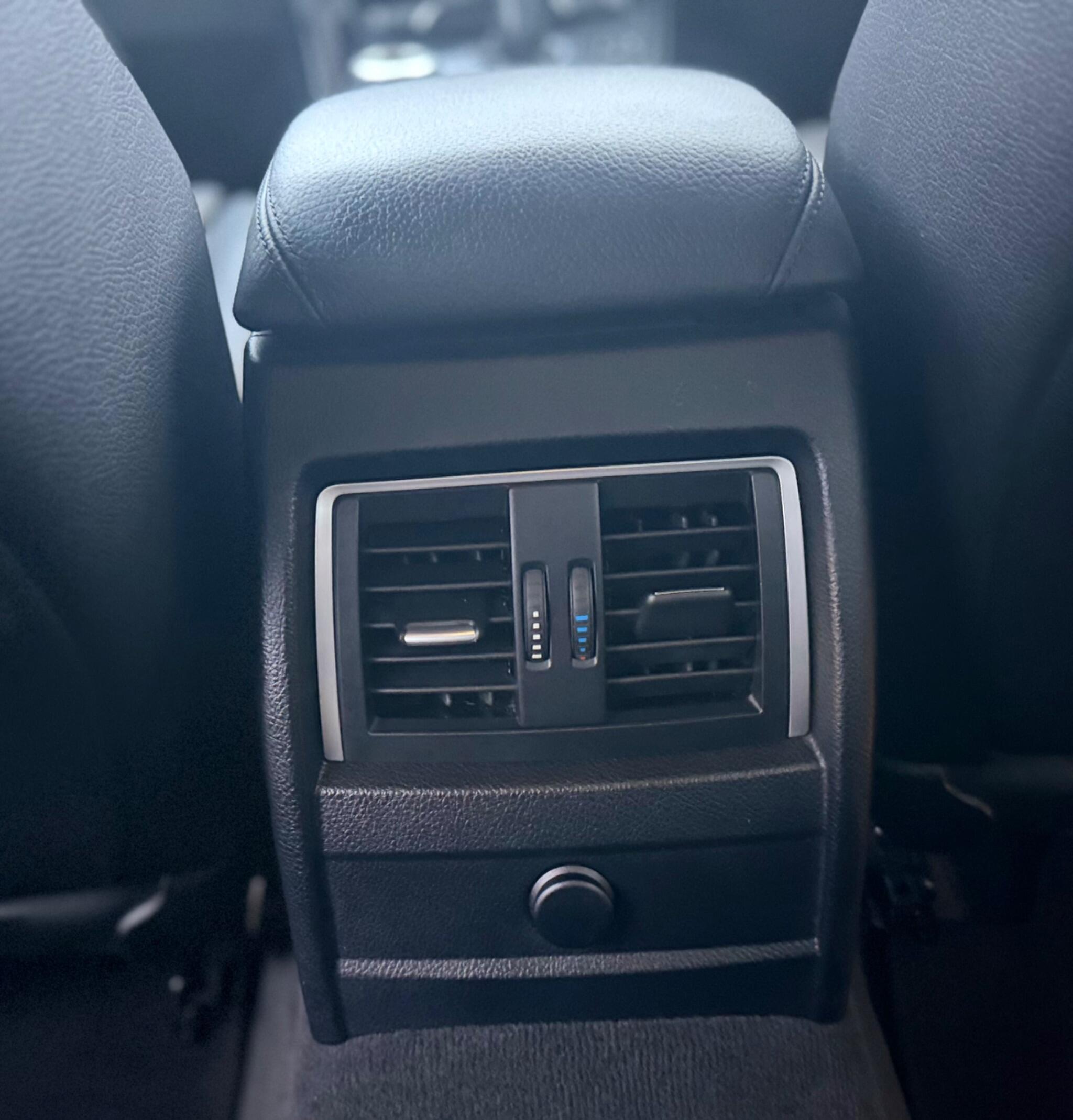BMW 3 Series view 16
