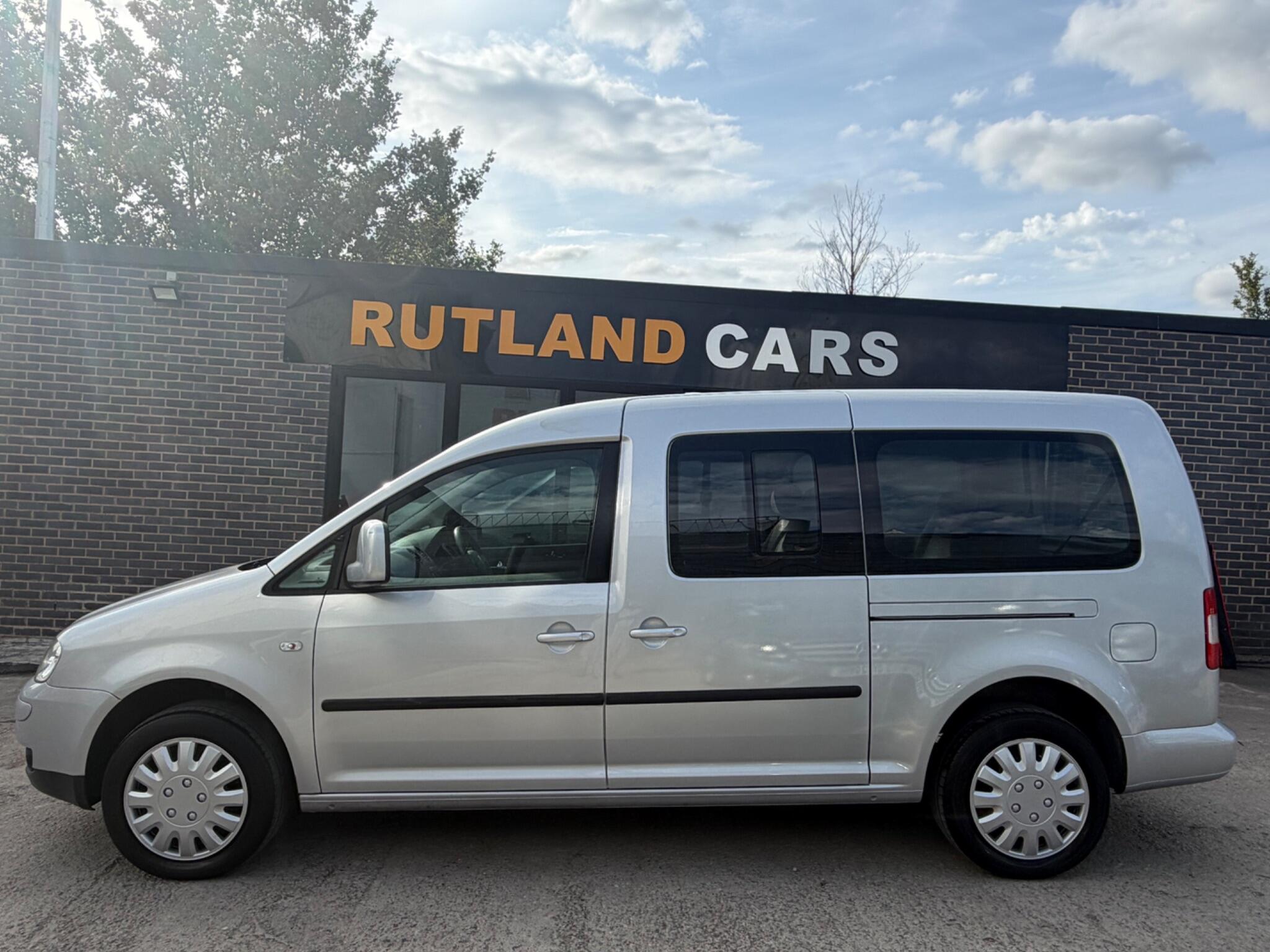 Volkswagen Caddy Maxi Life view 7