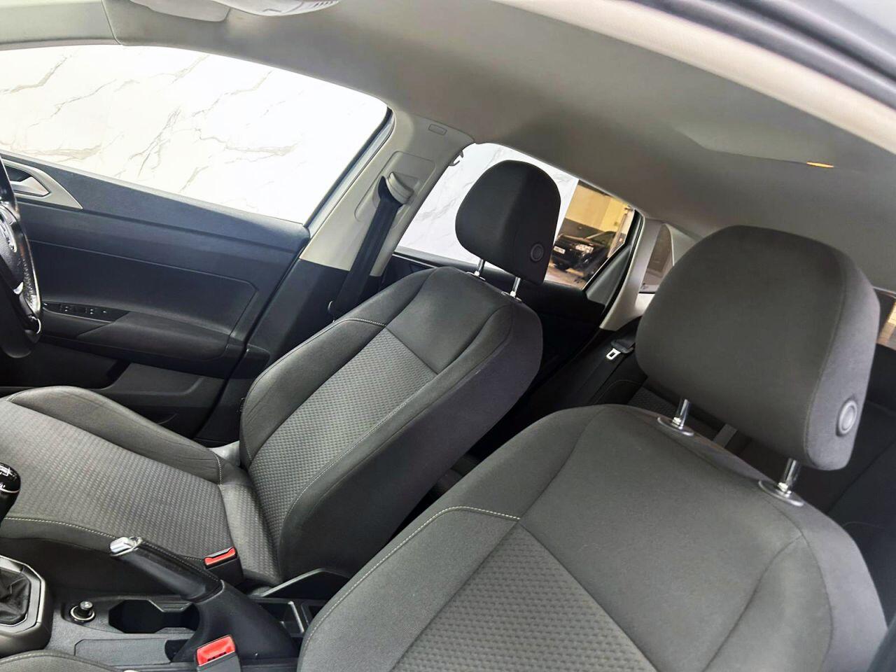 Volkswagen Polo view 13