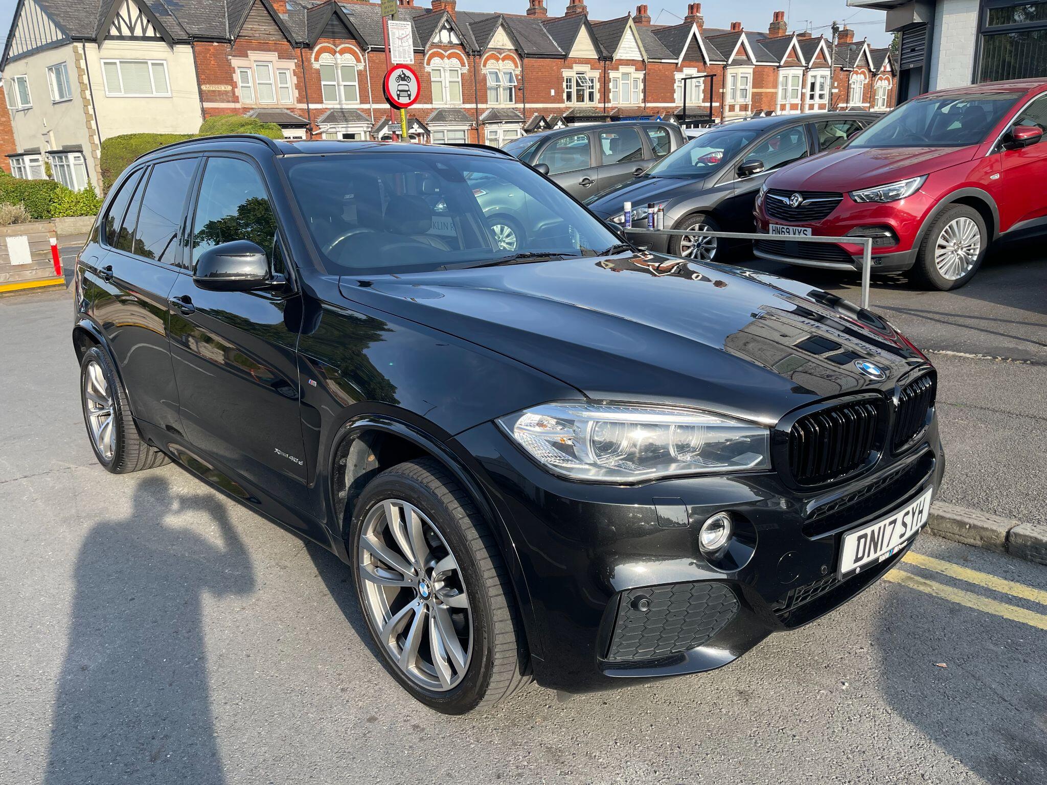 BMW X5 view 4