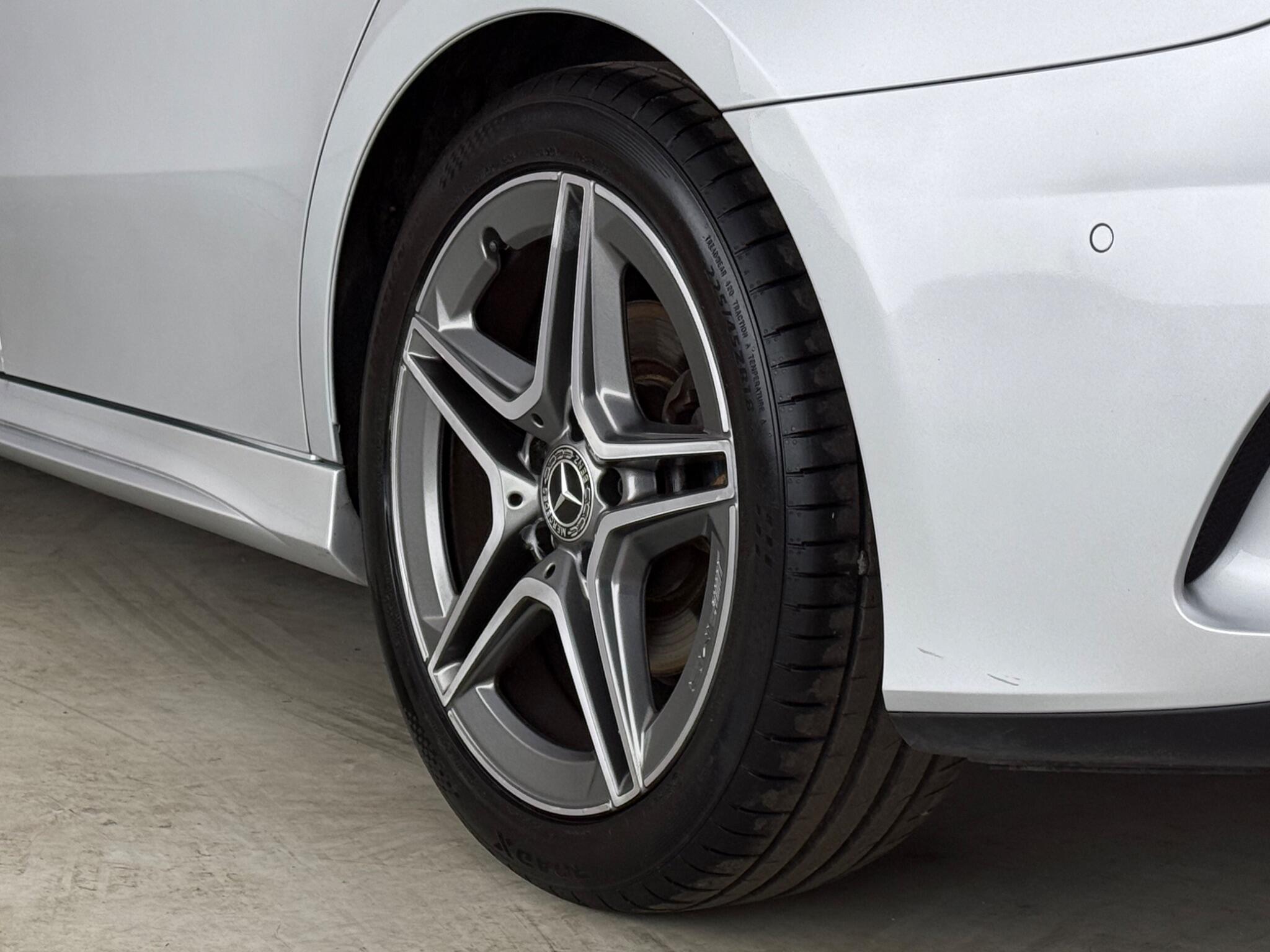 Mercedes-Benz A-Class view 9