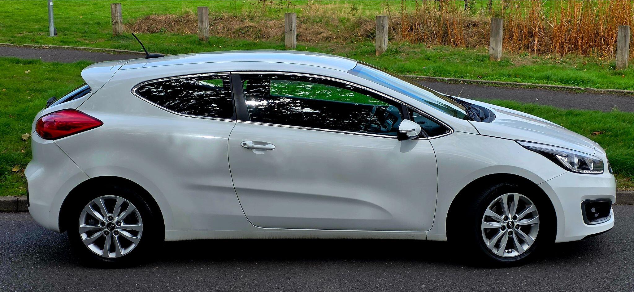 Kia ProCeed view 10
