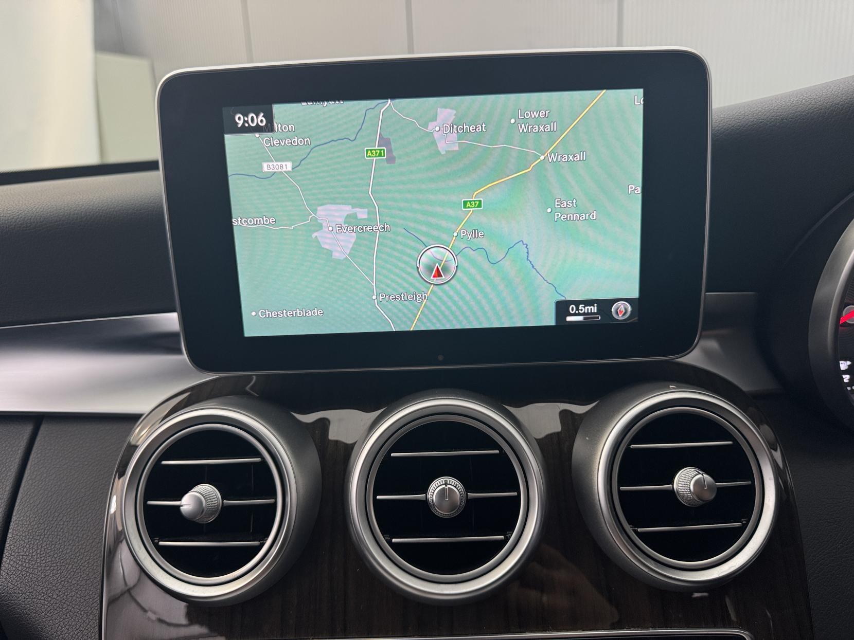 Mercedes-Benz C Class view 54