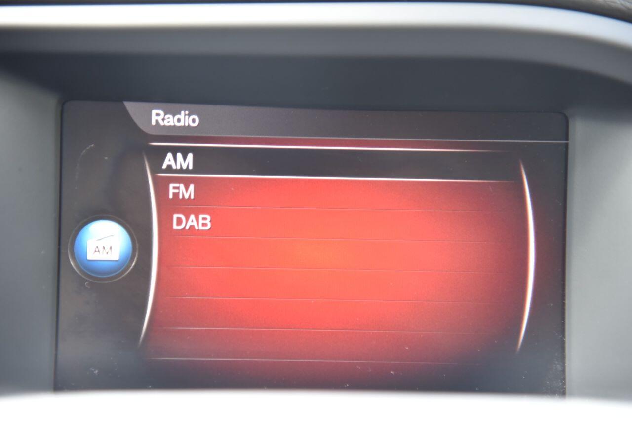 Volvo S60 view 42