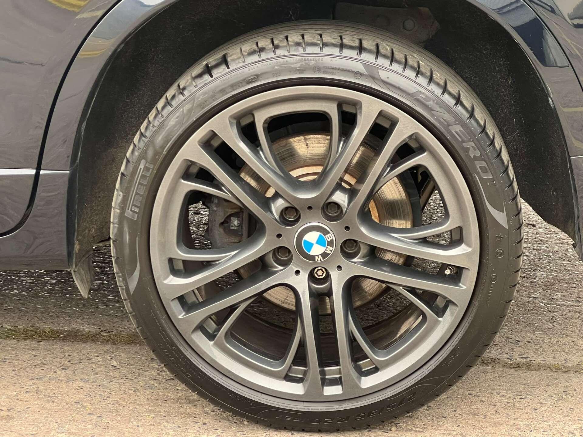 BMW X3 view 44