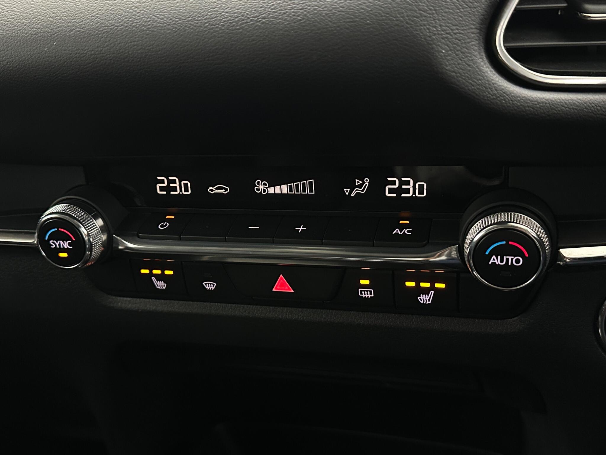 Mazda CX-30 view 22